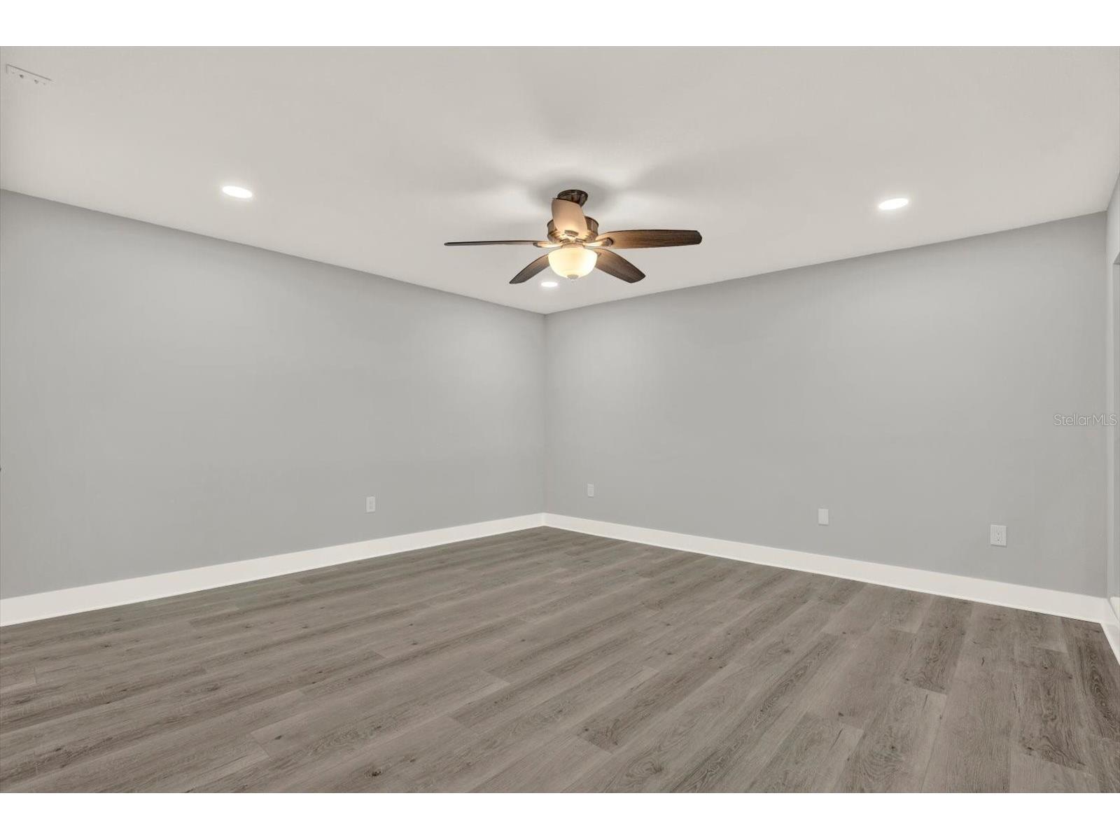 337 Rex Place #A Madeira Beach FL 33708 - BOCA CIEGA BAY L4961911 image22