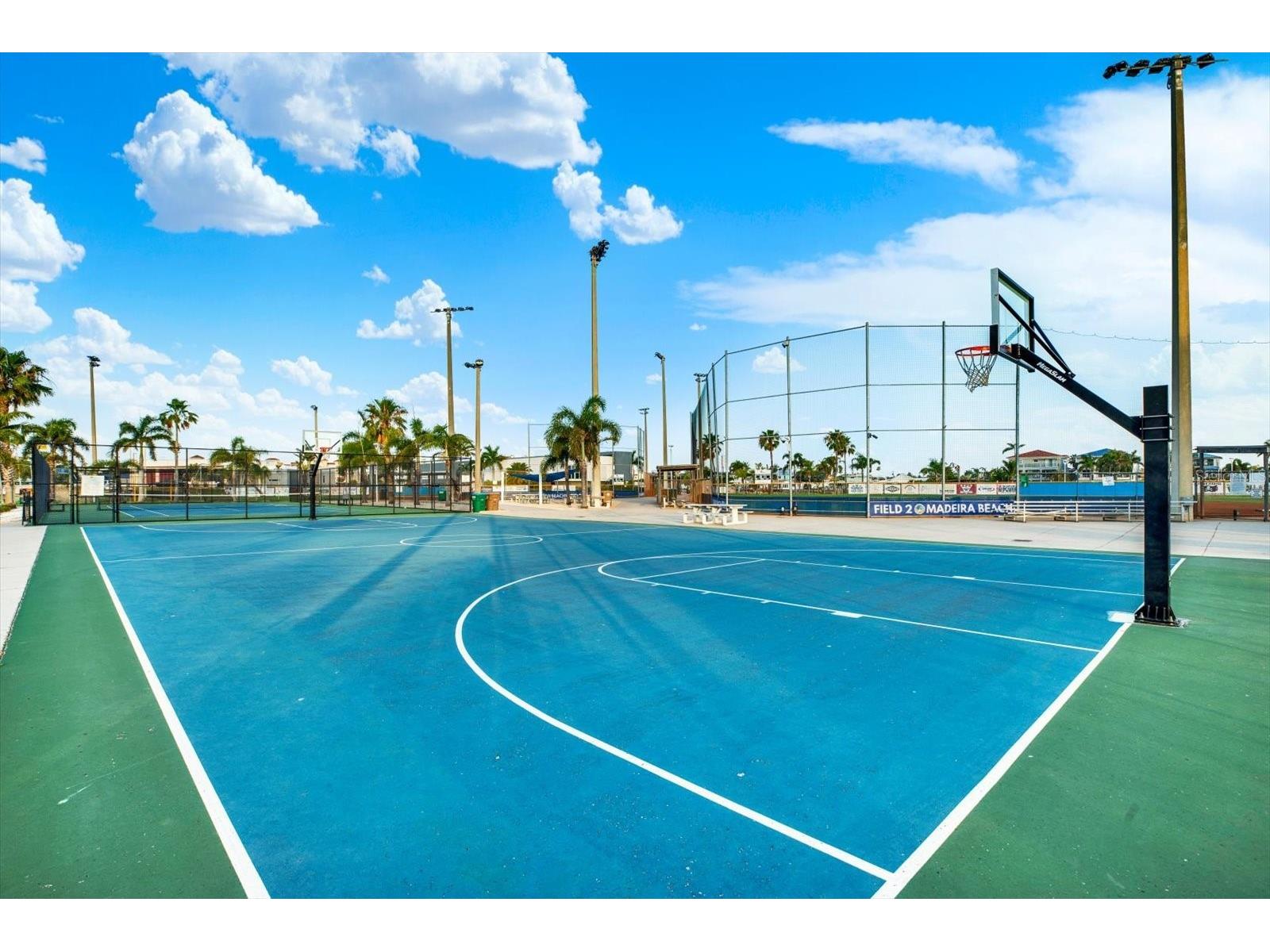 337 Rex Place #A Madeira Beach FL 33708 - BOCA CIEGA BAY L4961911 image40