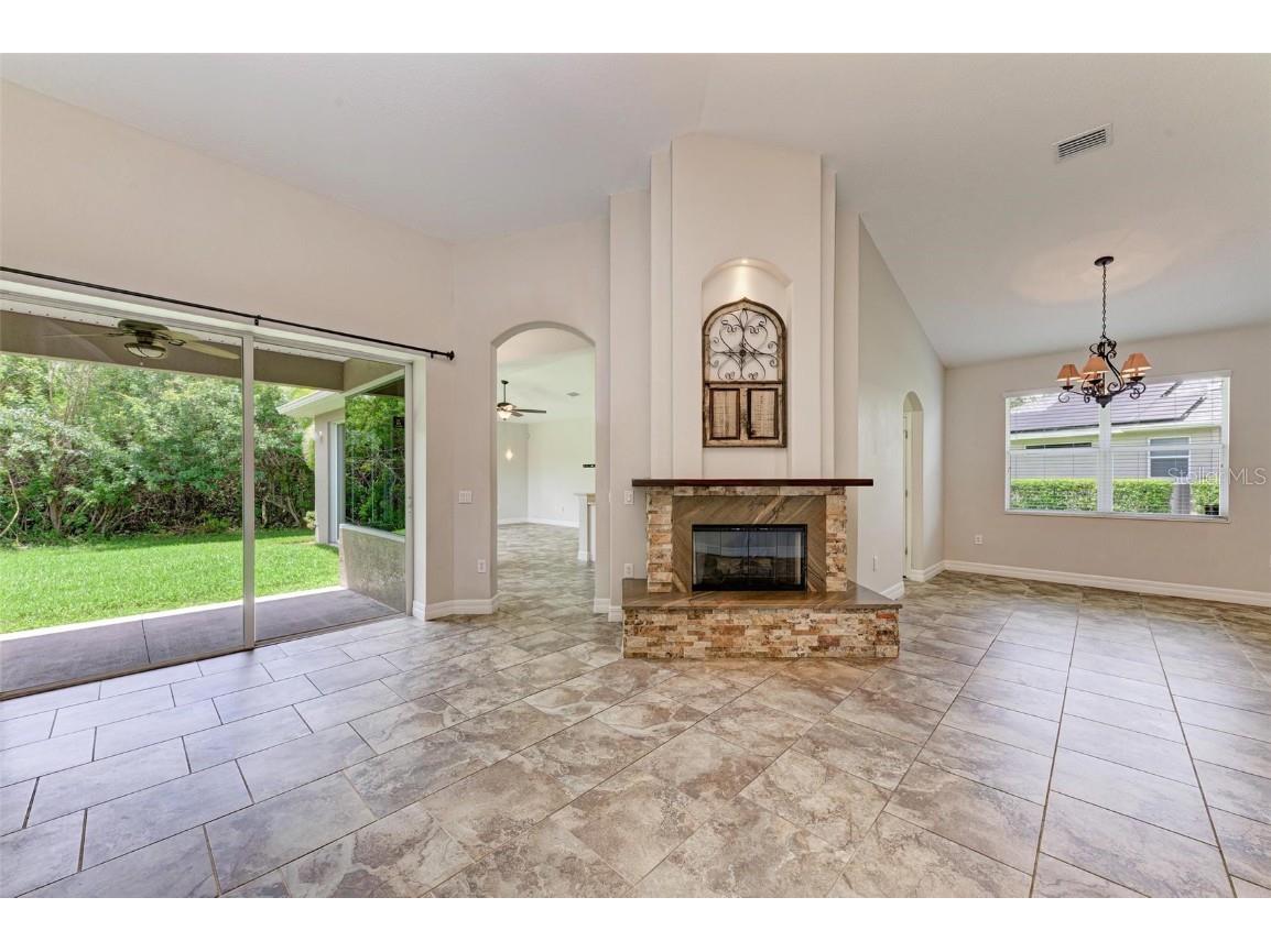 337 Snapdragon Loop Bradenton FL 34212 A4621357 image10