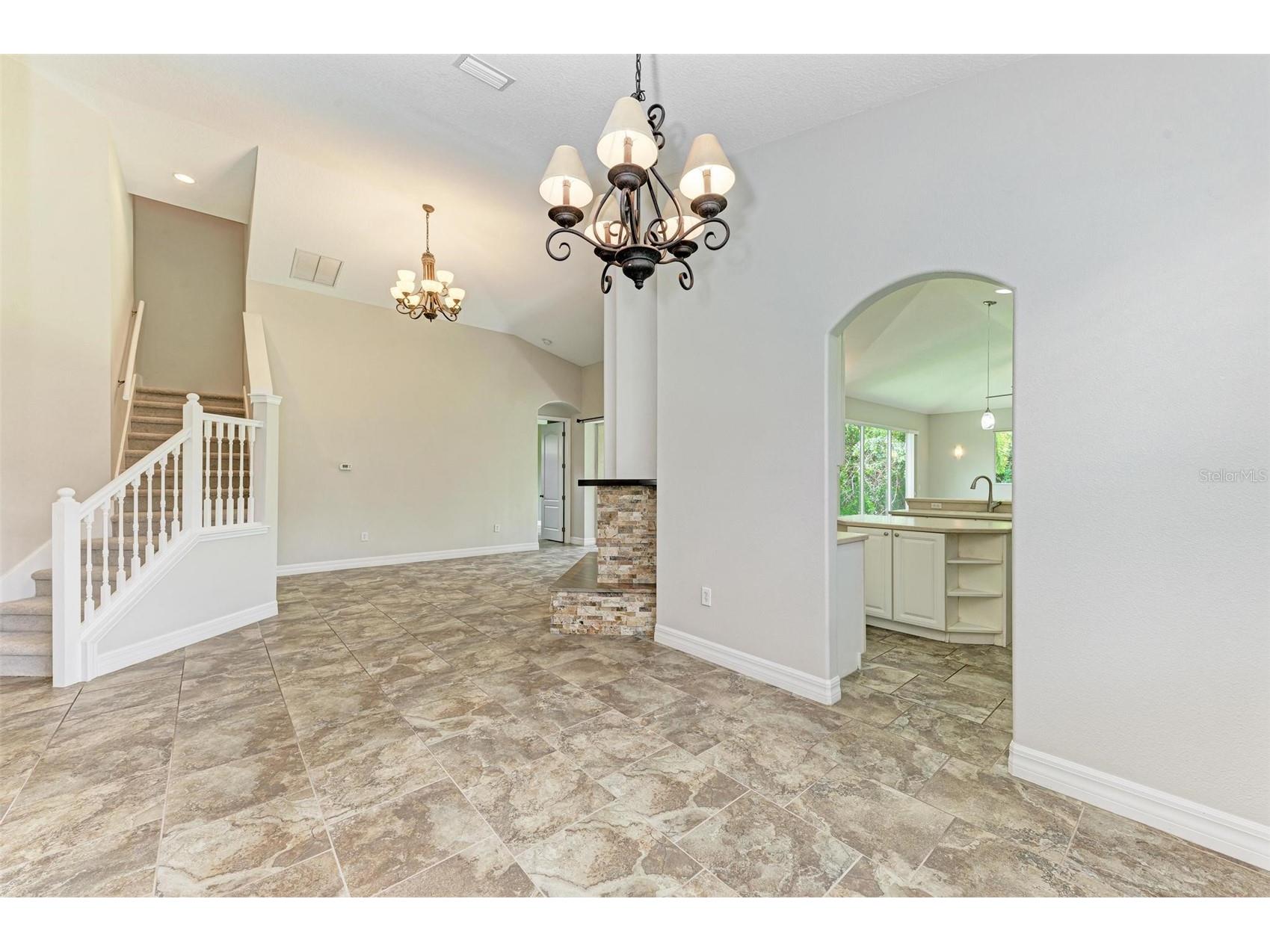 337 Snapdragon Loop Bradenton FL 34212 A4693396 image13