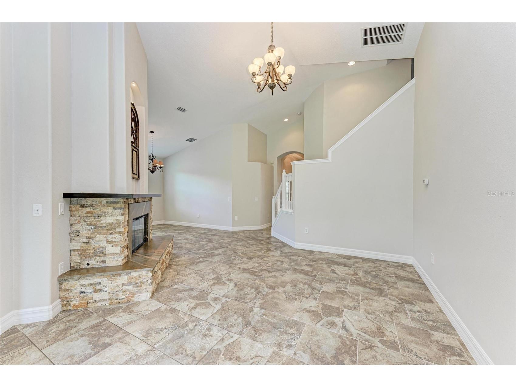 337 Snapdragon Loop Bradenton FL 34212 A4693396 image17