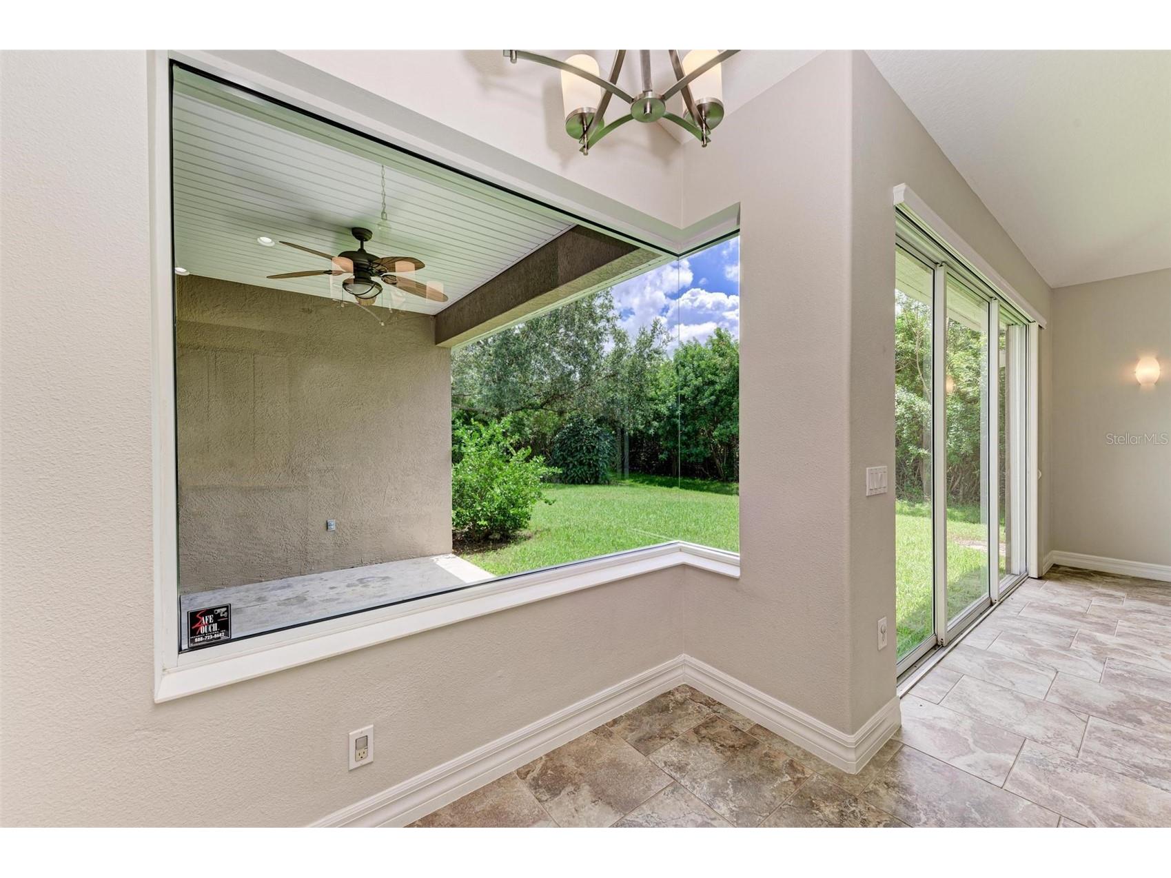 337 Snapdragon Loop Bradenton FL 34212 A4693396 image24
