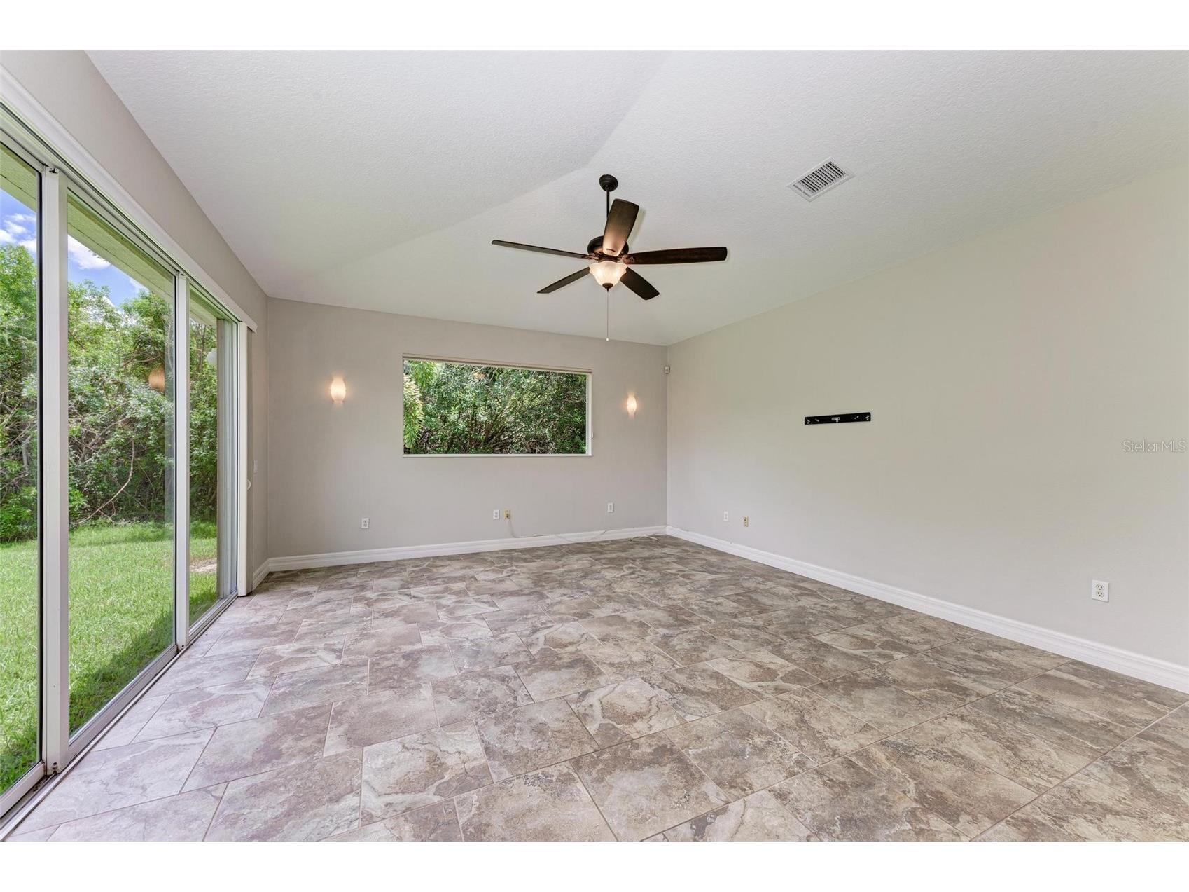 337 Snapdragon Loop Bradenton FL 34212 A4693396 image25