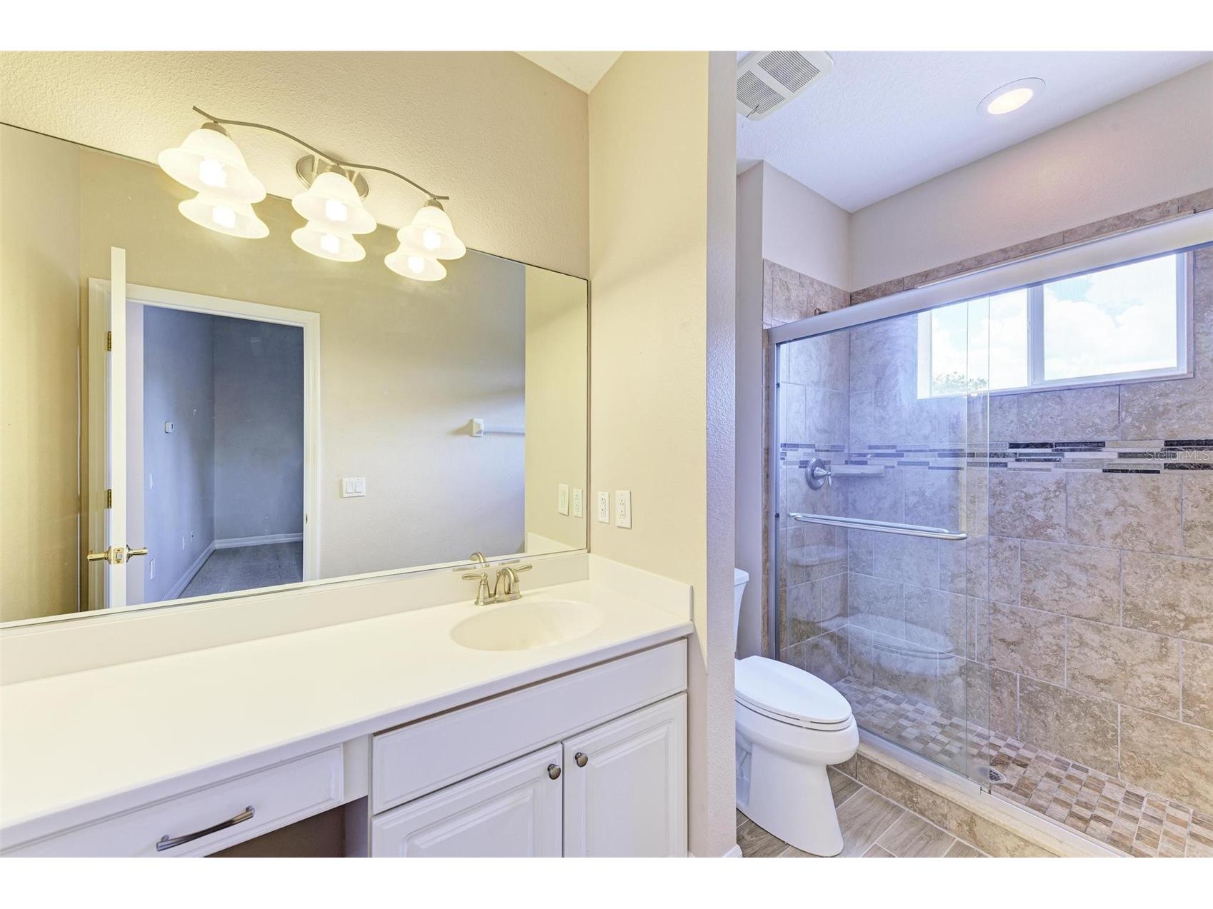 337 Snapdragon Loop Bradenton FL 34212 A4693396 image46