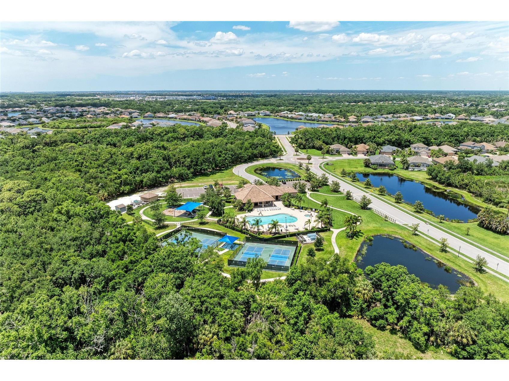 337 Snapdragon Loop Bradenton FL 34212 A4693396 image59