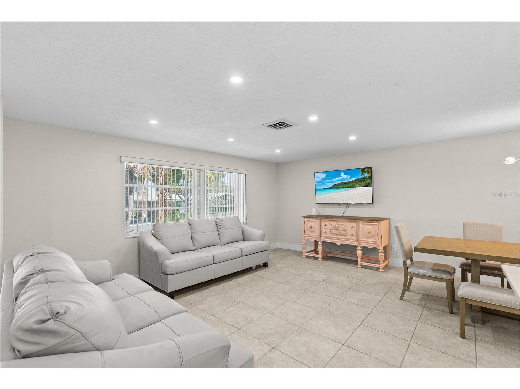 3370 Harbor Lake Dr Largo FL 33770 TB8484465 image11