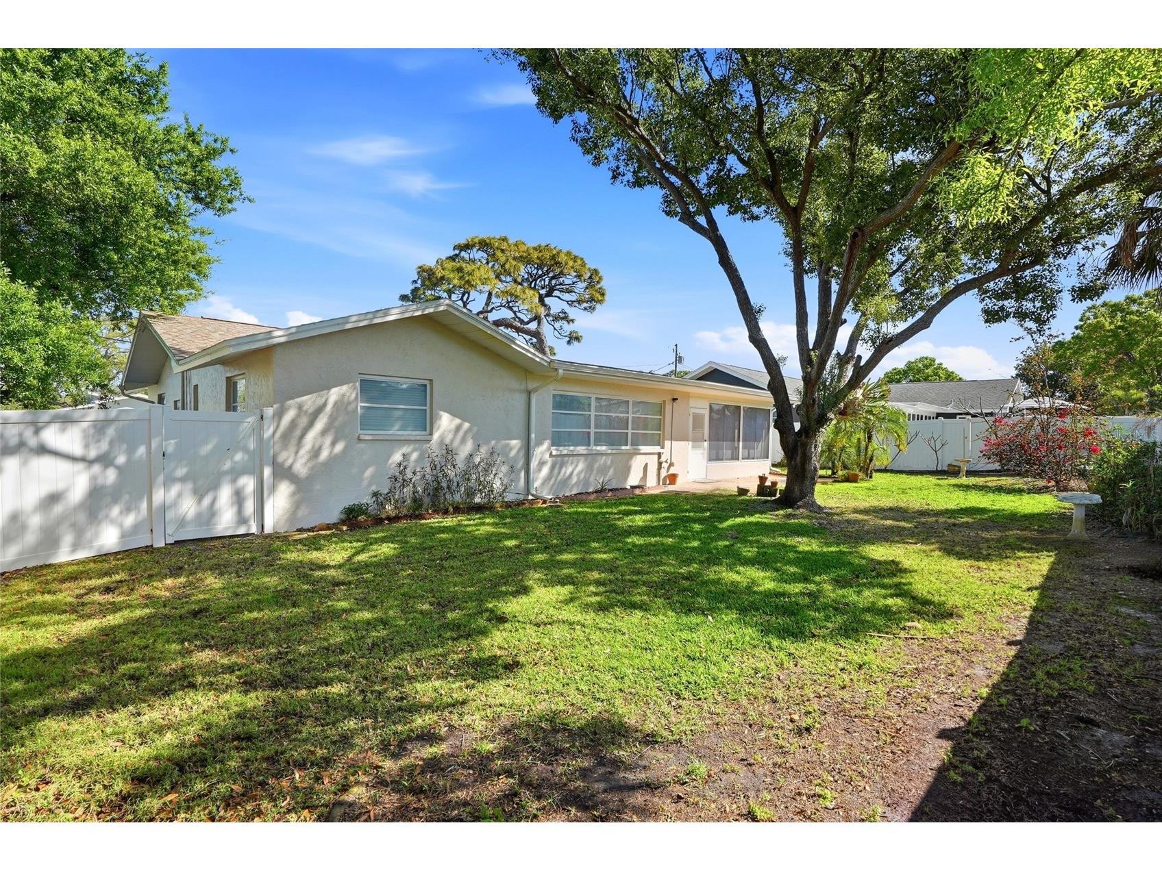 3370 Harbor Lake Dr Largo FL 33770 TB8484465 image32