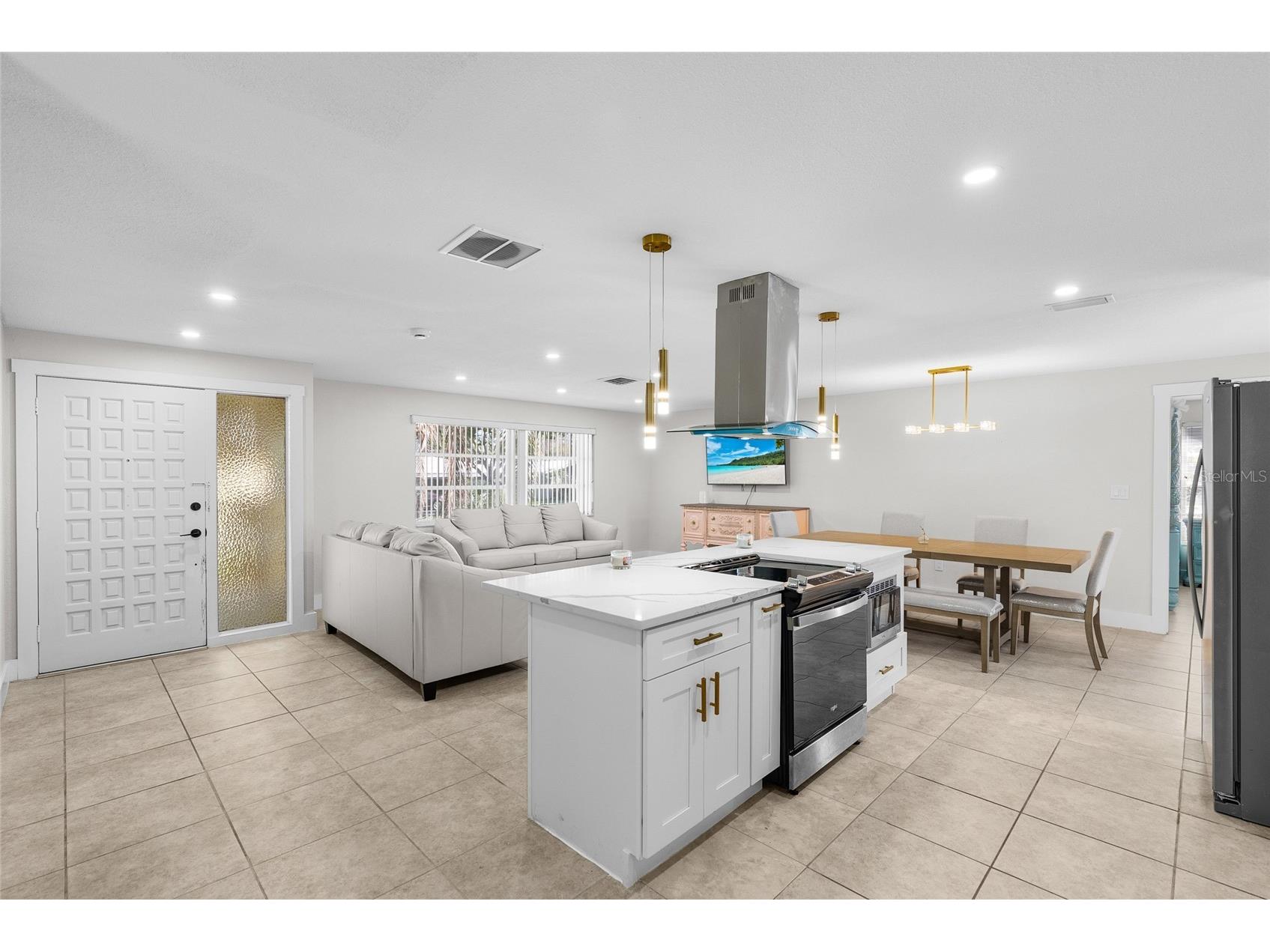 3370 Harbor Lake Dr Largo FL 33770 TB8484465 image5