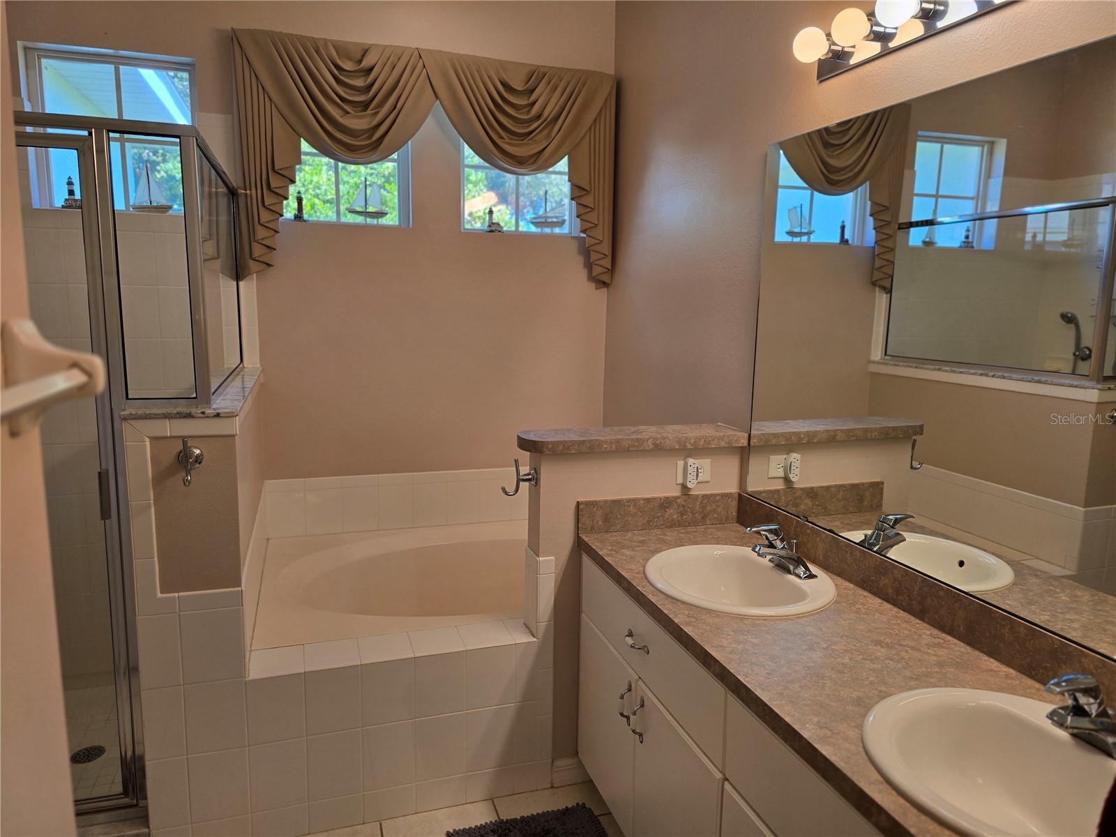 3370 Saint Lucia Court Tavares FL 32778 - HARRIS CHAIN OF LAKES G5106124 image25