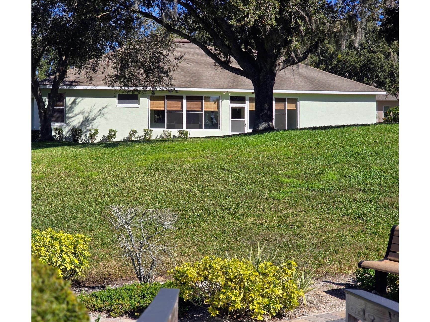 3370 Saint Lucia Court Tavares FL 32778 - HARRIS CHAIN OF LAKES G5106124 image4