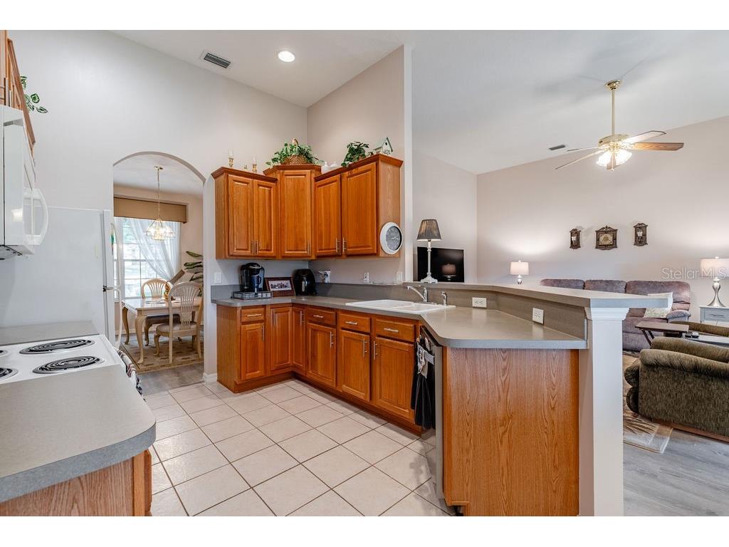 3370 Saint Lucia Court Tavares FL 32778 - HARRIS CHAIN OF LAKES G5112621 image13
