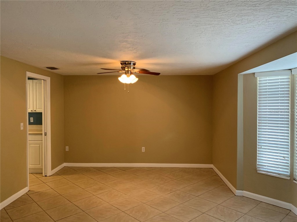 3370 Spring Mill Circle Sarasota FL 34239 A4665911 image4