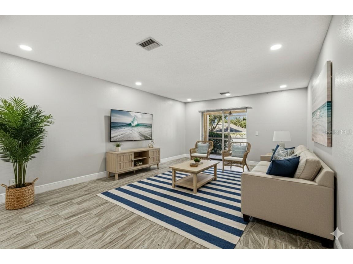 3370 Spy Tower Court Valrico FL 33594 TB8453643 image8