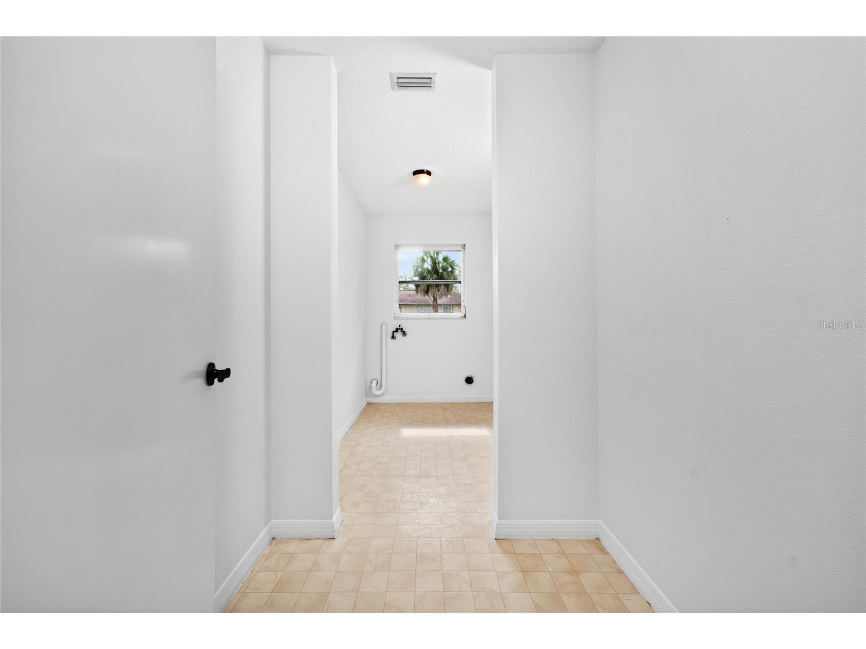 3371 Traverse Avenue North Port FL 34286 C7526875 image38