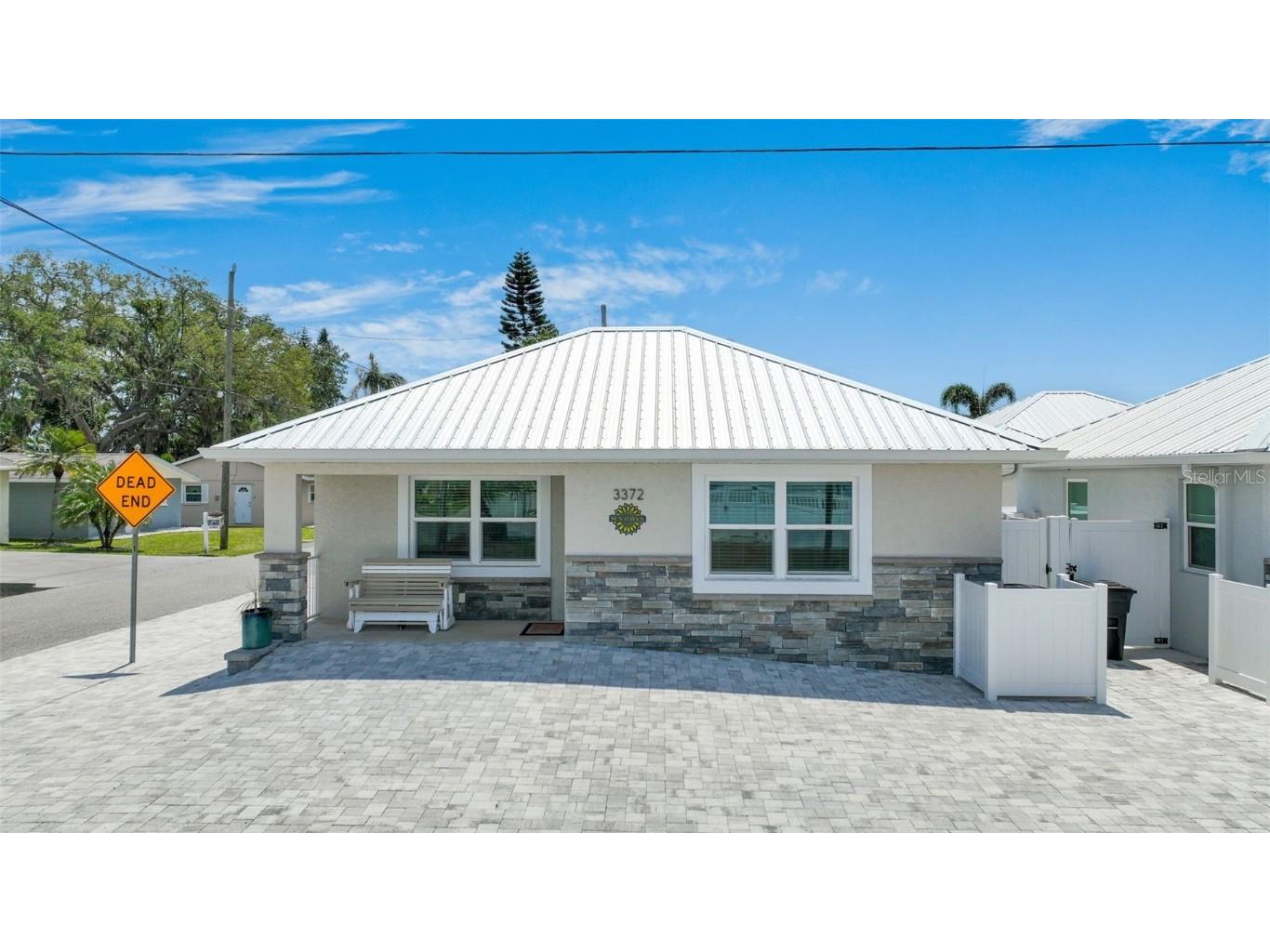 3372 Fry Street Sarasota FL 34239 A4606738 image1