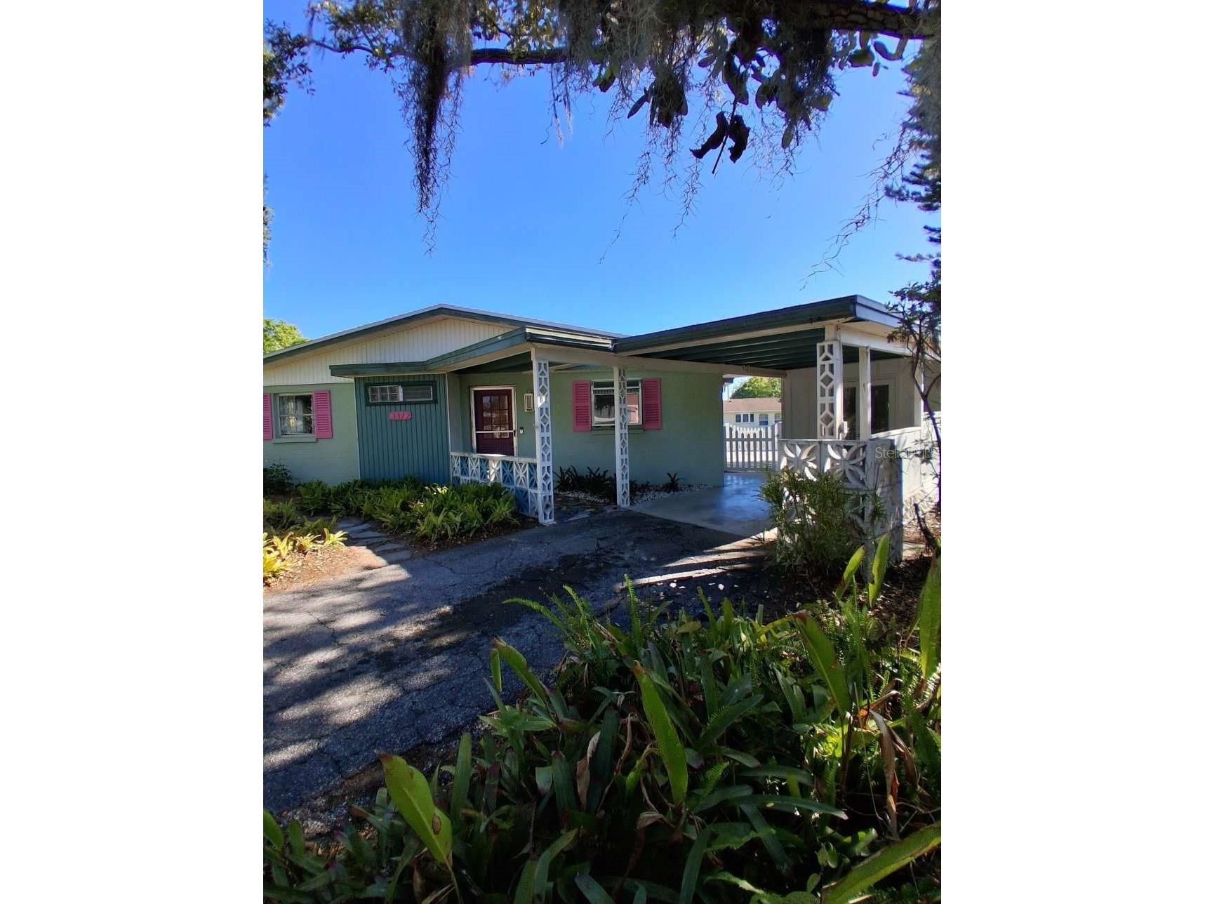 3372 Mayflower Street Sarasota FL 34231 A4687594 image1