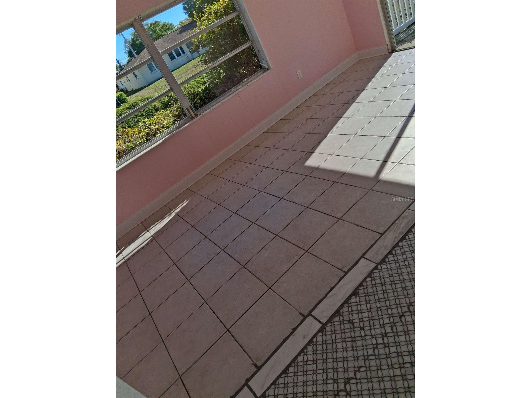 3372 Mayflower Street Sarasota FL 34231 A4687594 image24