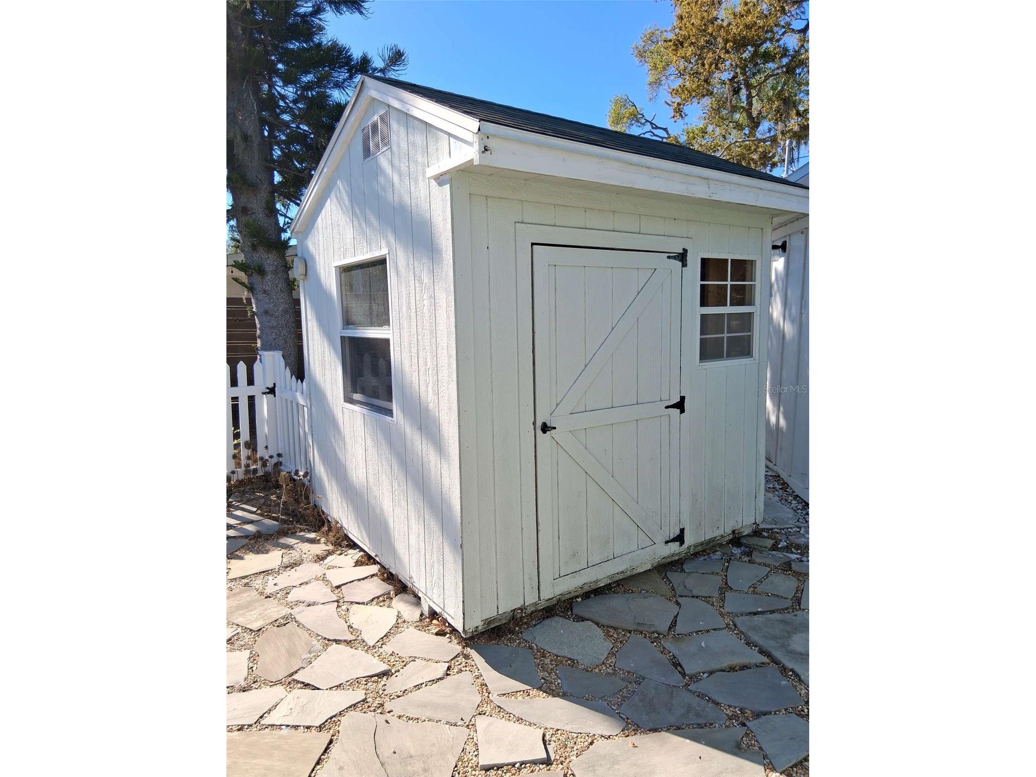3372 Mayflower Street Sarasota FL 34231 A4687594 image34