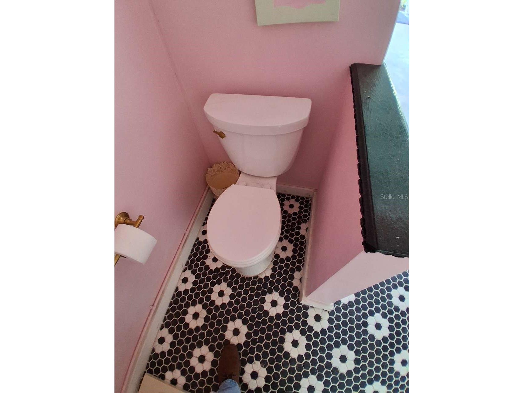 3372 Mayflower Street Sarasota FL 34231 A4687594 image39