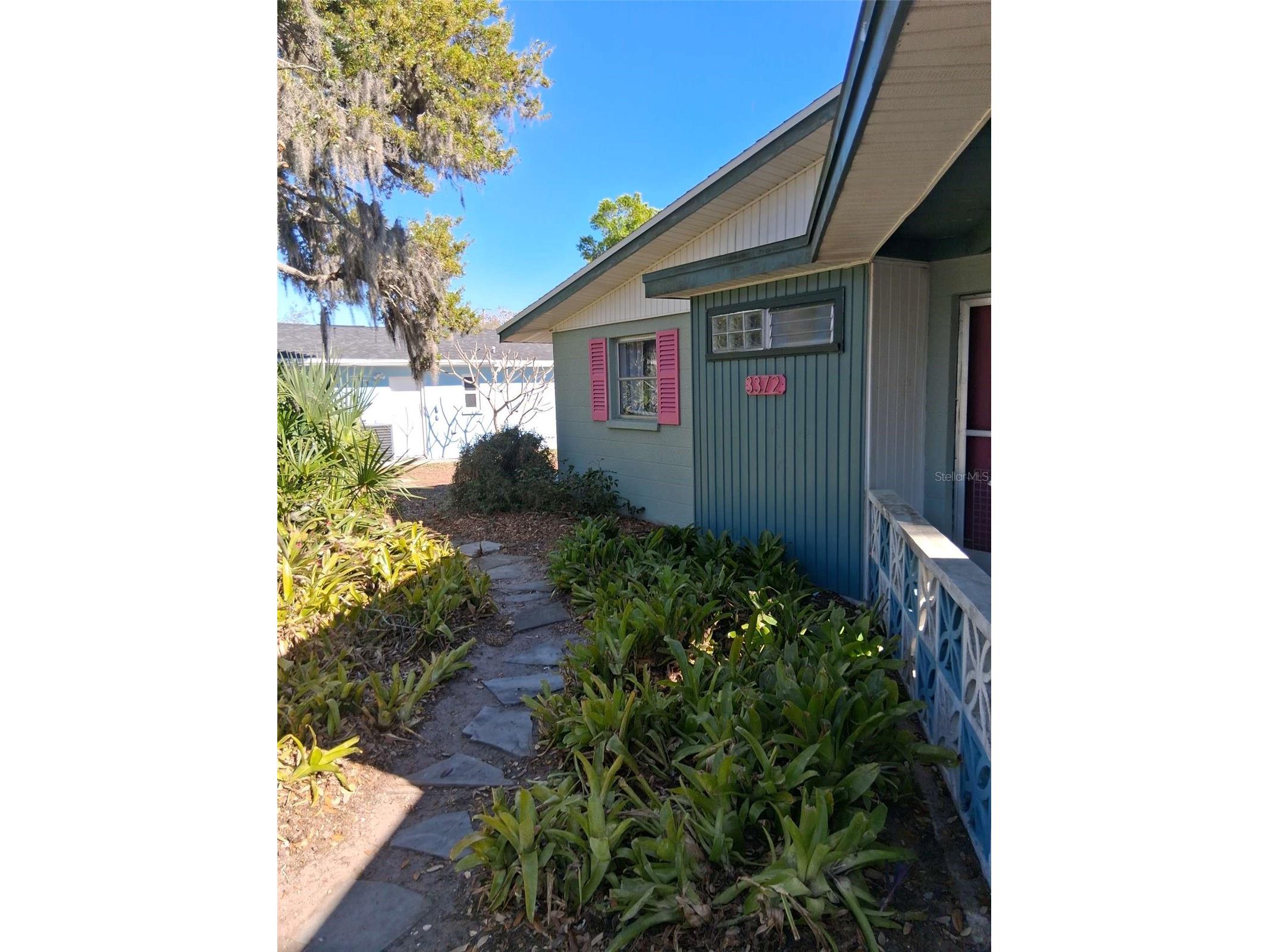 3372 Mayflower Street Sarasota FL 34231 A4687594 image47