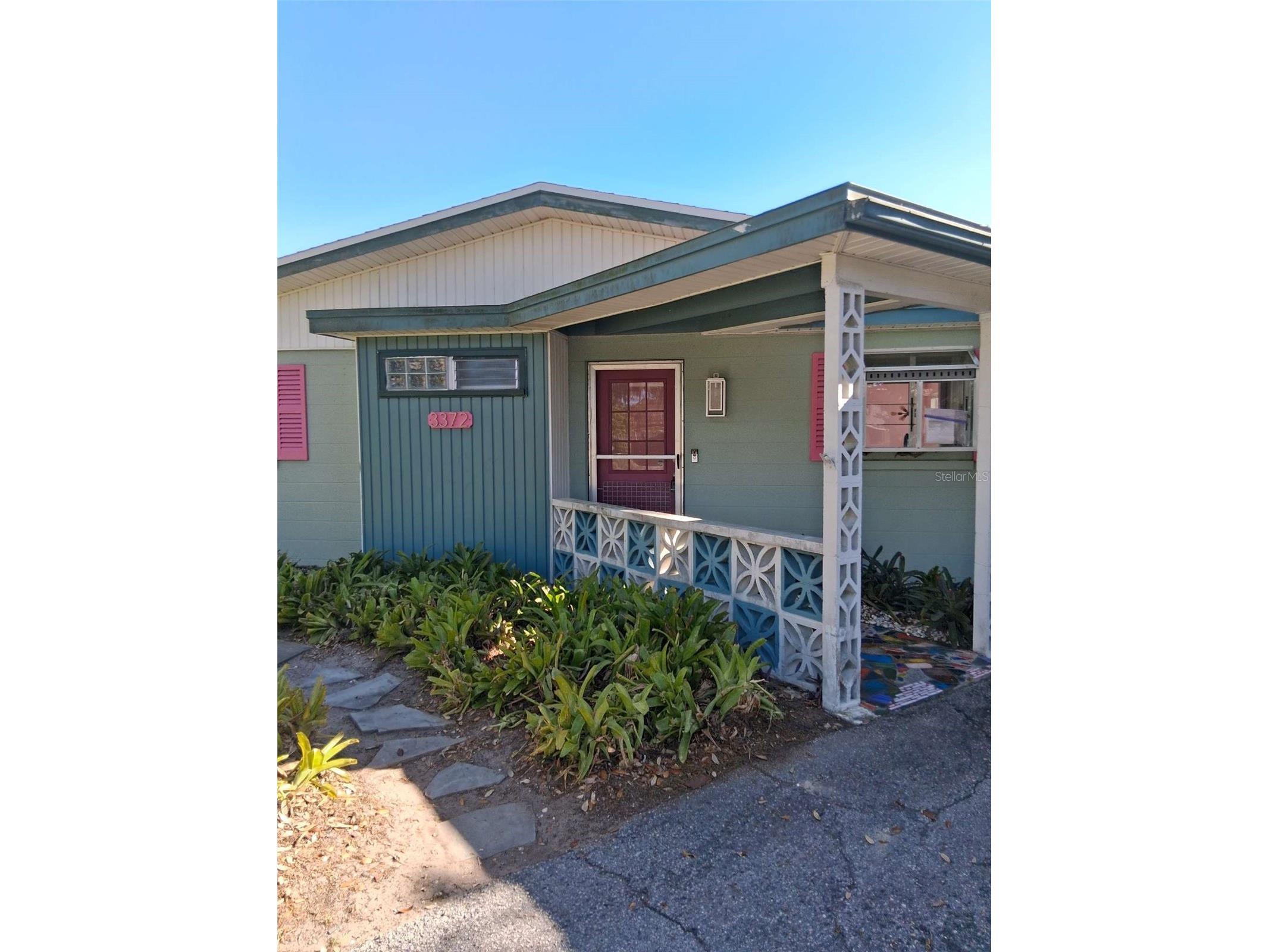 3372 Mayflower Street Sarasota FL 34231 A4687594 image48