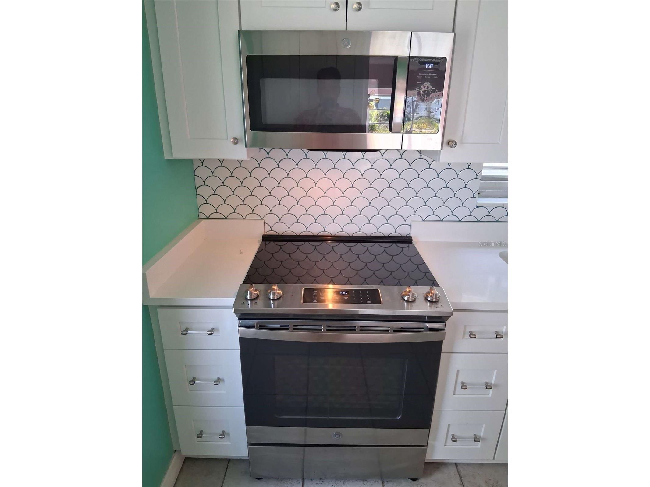 3372 Mayflower Street Sarasota FL 34231 A4687594 image54