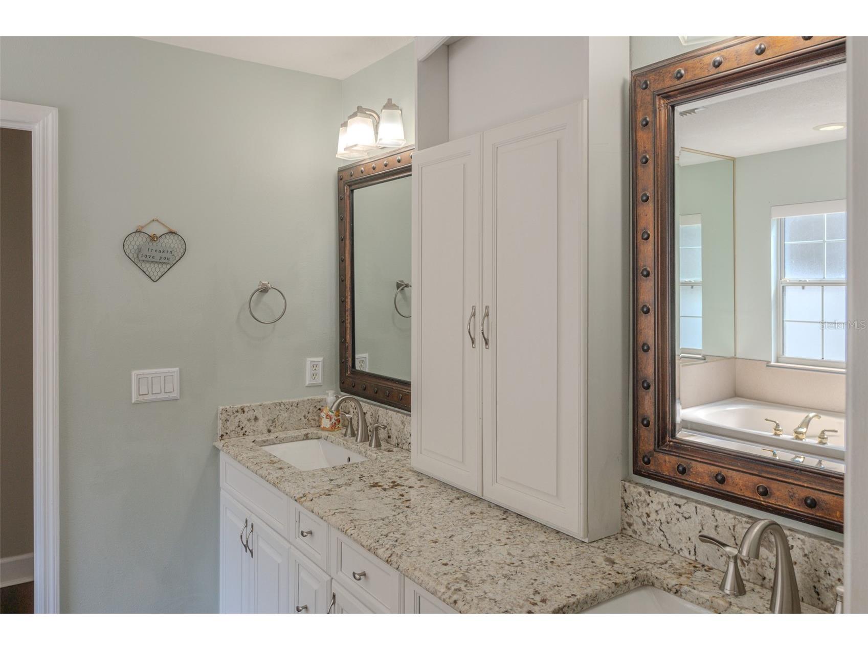 33721 Spring Drive Leesburg FL 34788 O6422776 image40