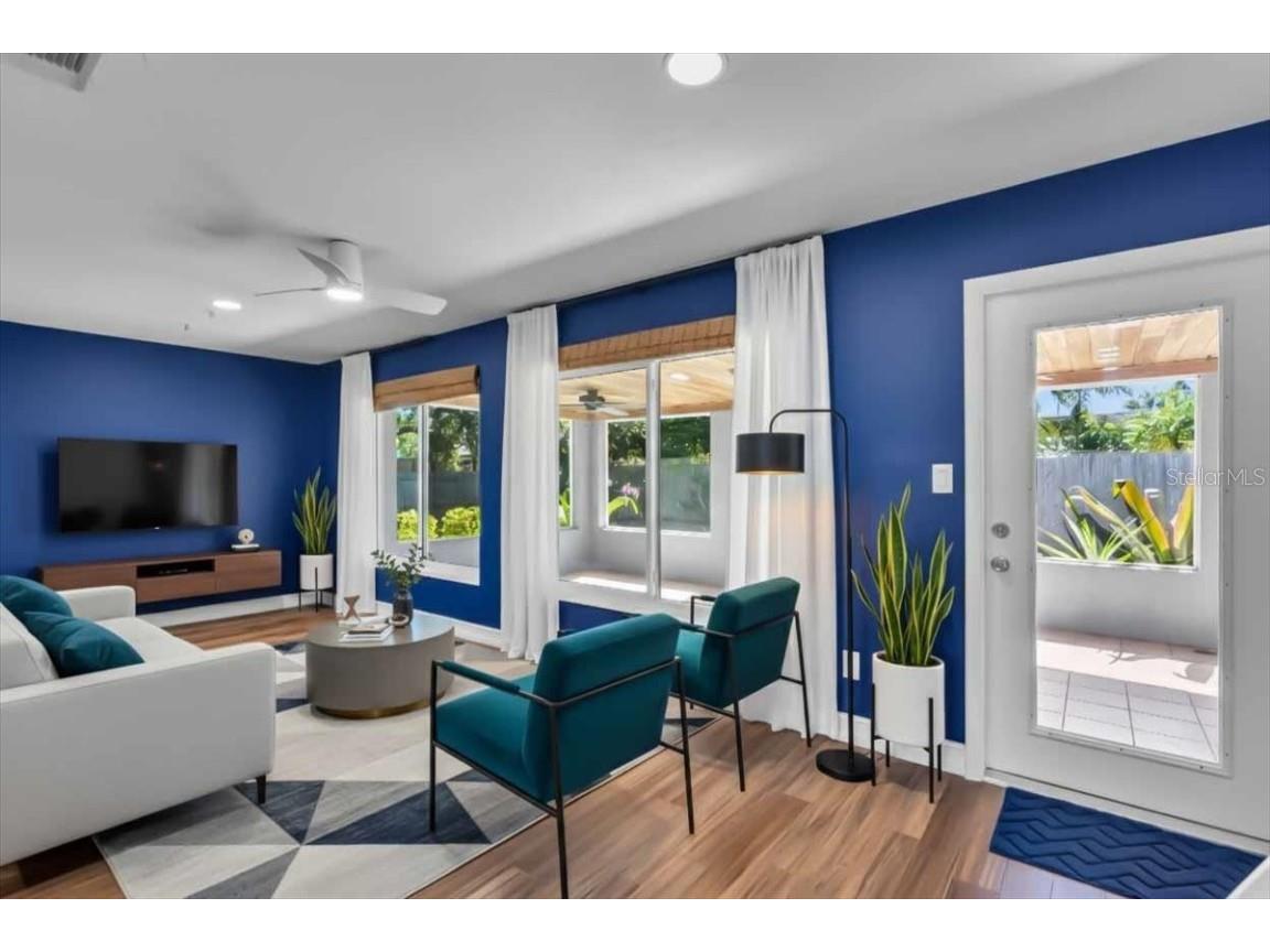 3374 Bougainvillea Street Sarasota FL 34239 A4671588 image15