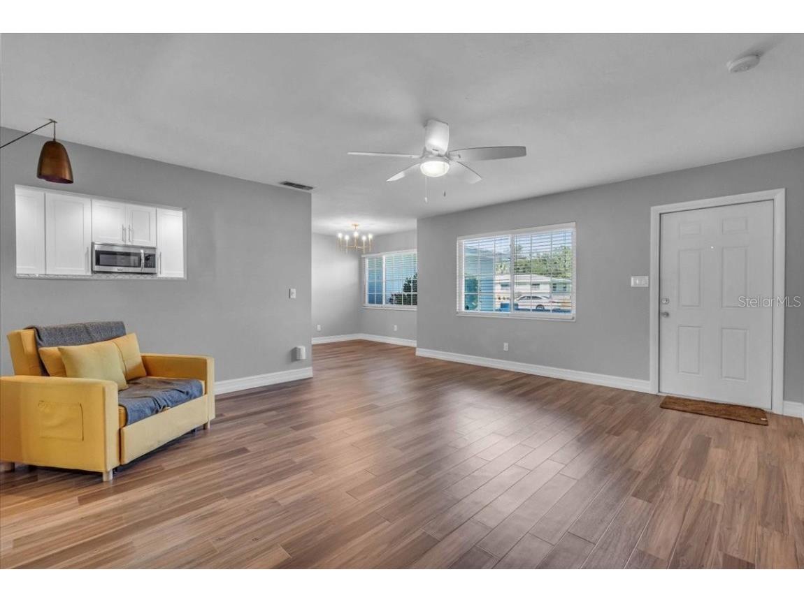 3374 Bougainvillea Street Sarasota FL 34239 A4671588 image6