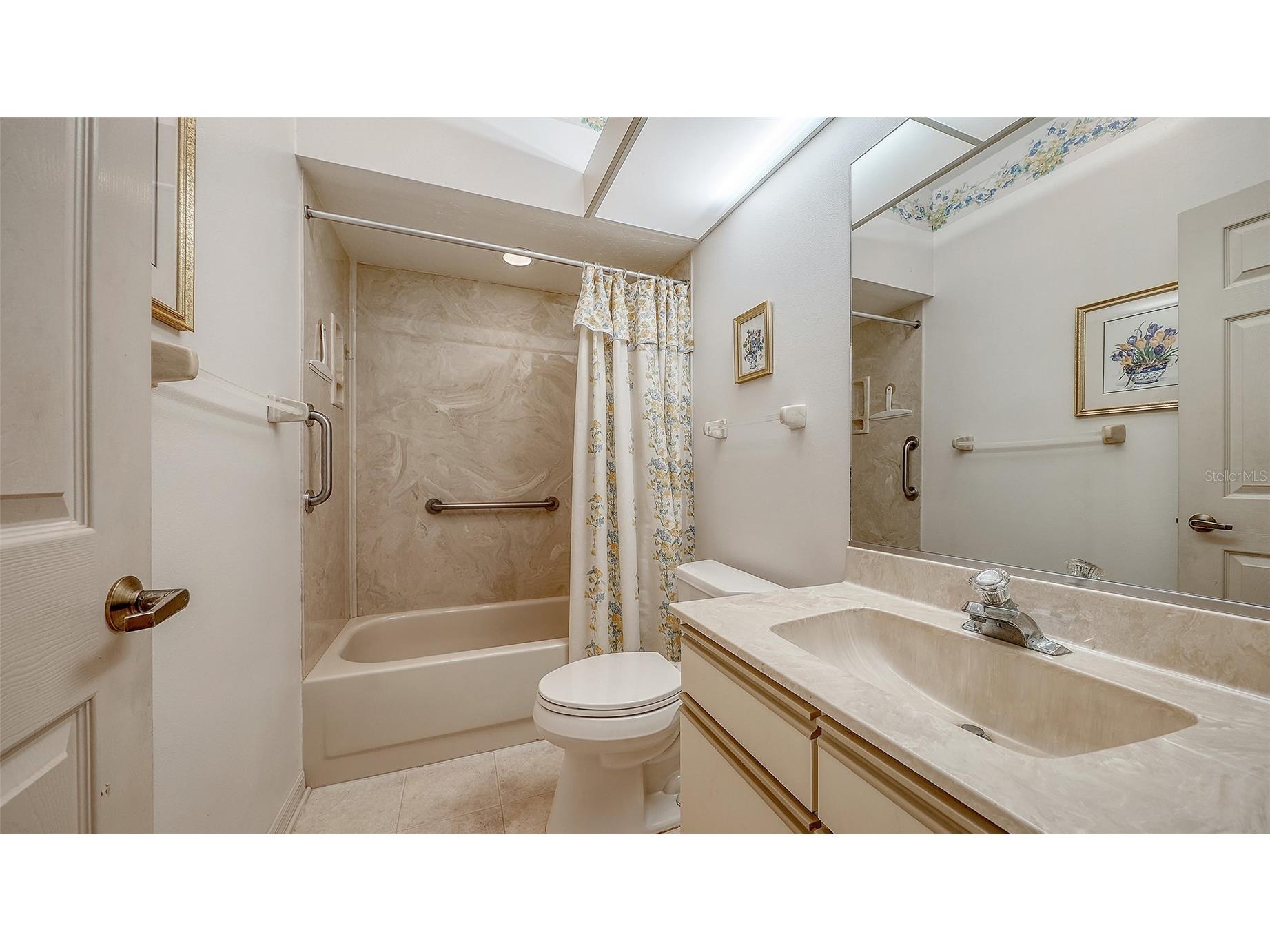 3374 W Chelmsford Court #9 Sarasota FL 34235 A4695215 image18