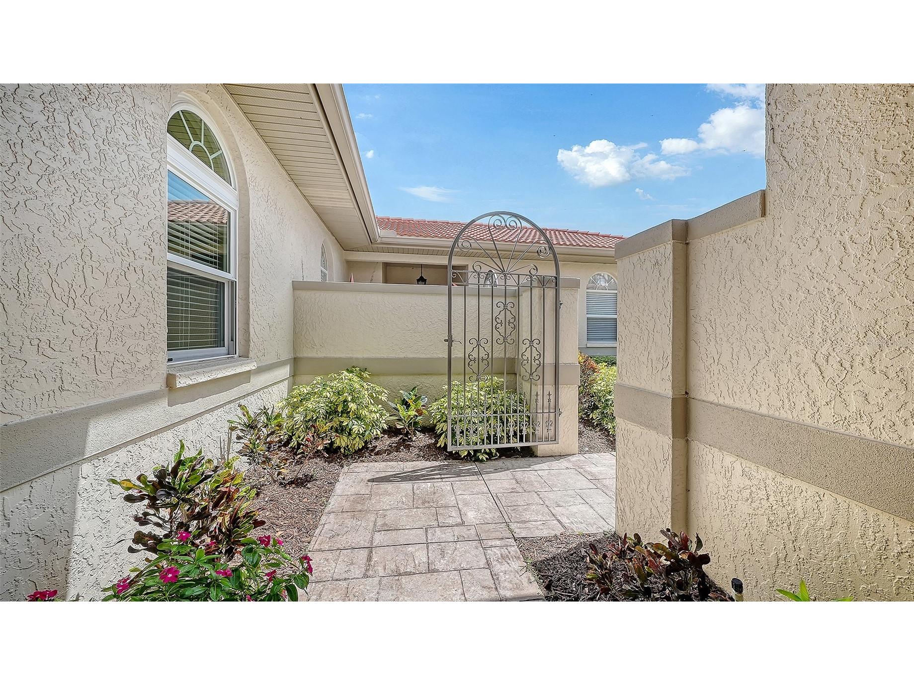 3374 W Chelmsford Court #9 Sarasota FL 34235 A4695215 image20