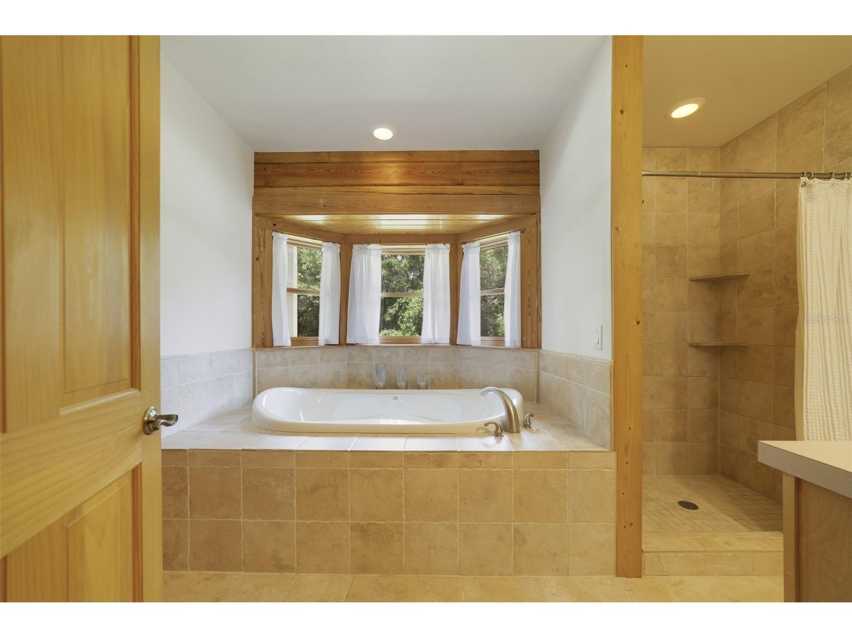 3375 S Mellonville Ave Sanford FL 32773 - SILVER LAKE- HOME HAS DEEDED ACCESS O6406407 image48