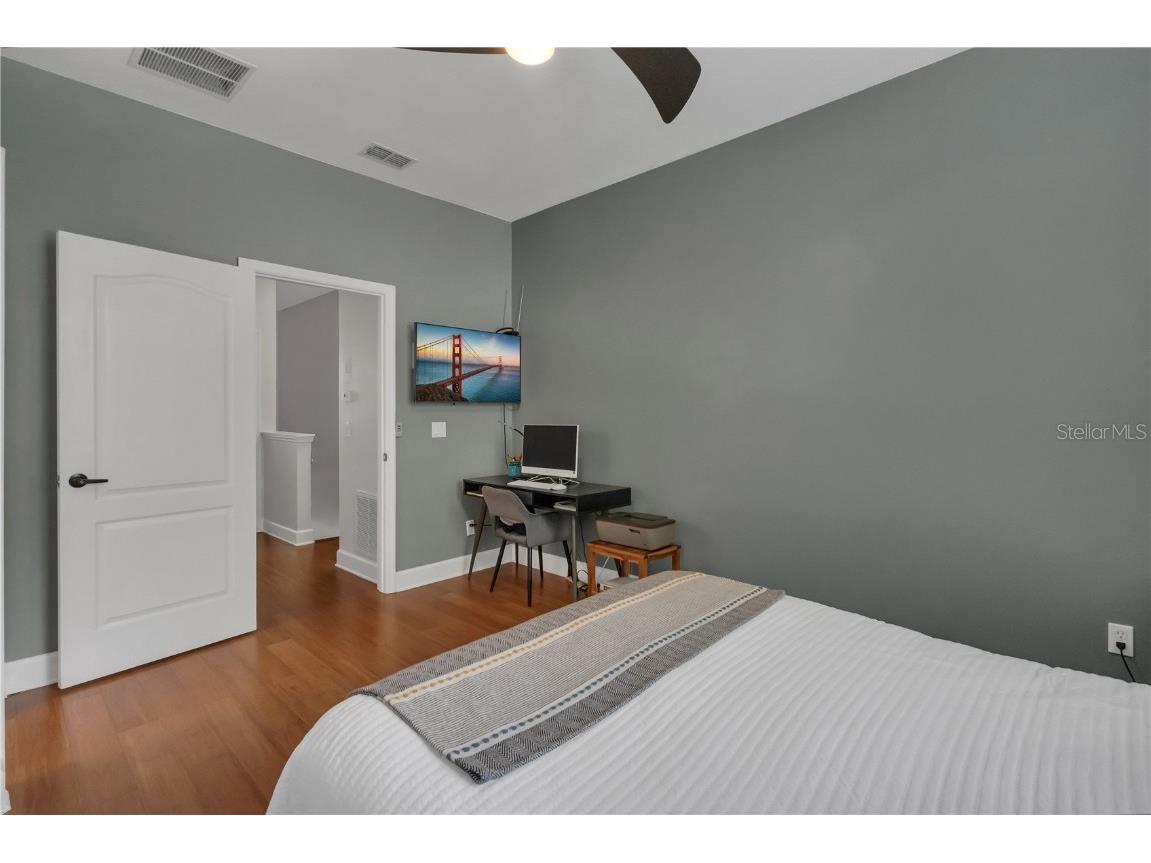 3375 Wilshire Way Road #18 Orlando FL 32829 O6337819 image16