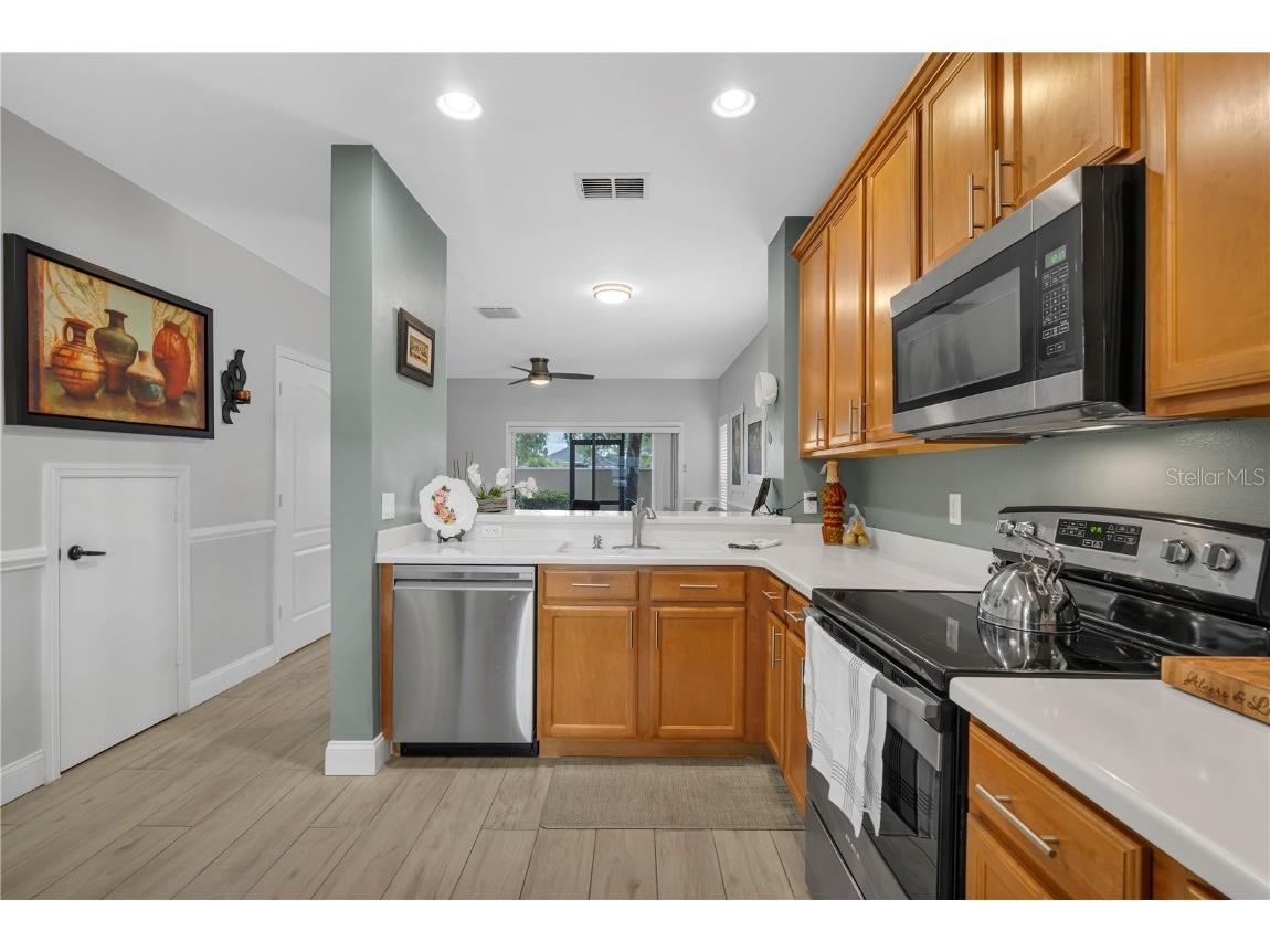 3375 Wilshire Way Road #18 Orlando FL 32829 O6337819 image6