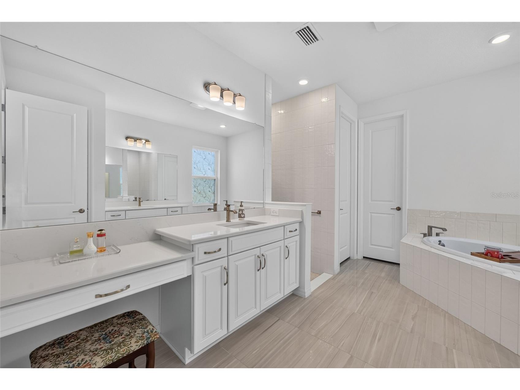 33751 Landsman Loop Wesley Chapel FL 33543 TB8525006 image24
