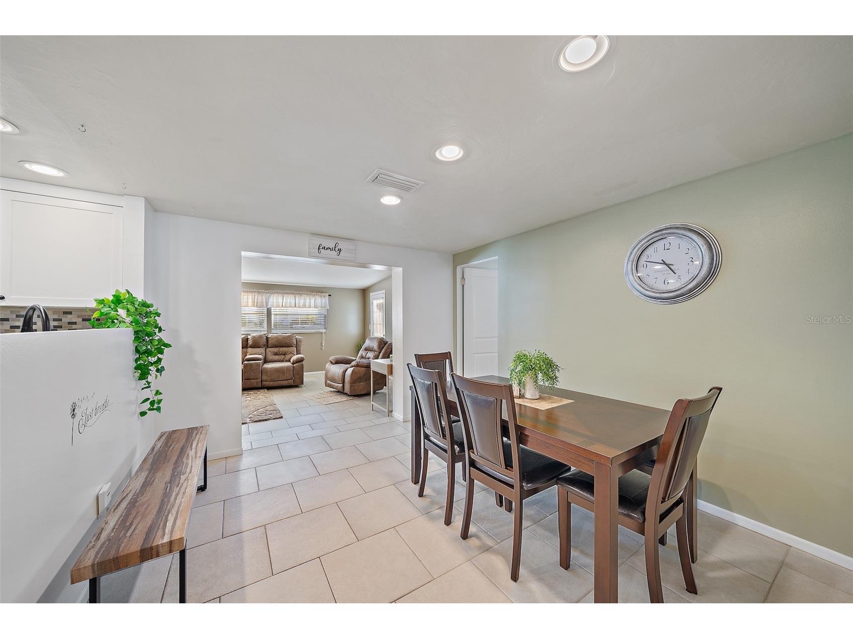 3376 7th Street Sarasota FL 34237 A4699328 image10