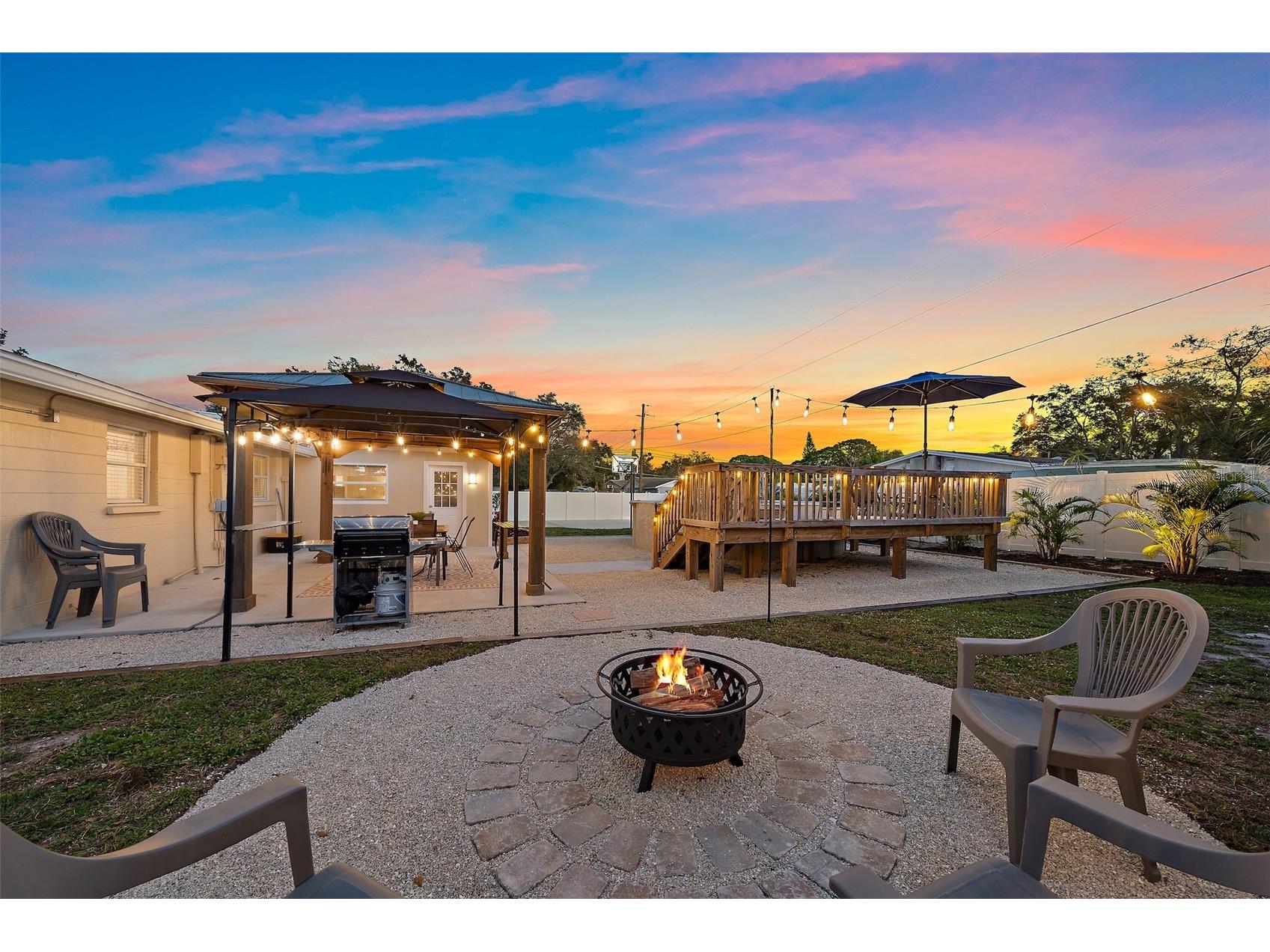3376 7th Street Sarasota FL 34237 A4699328 image3