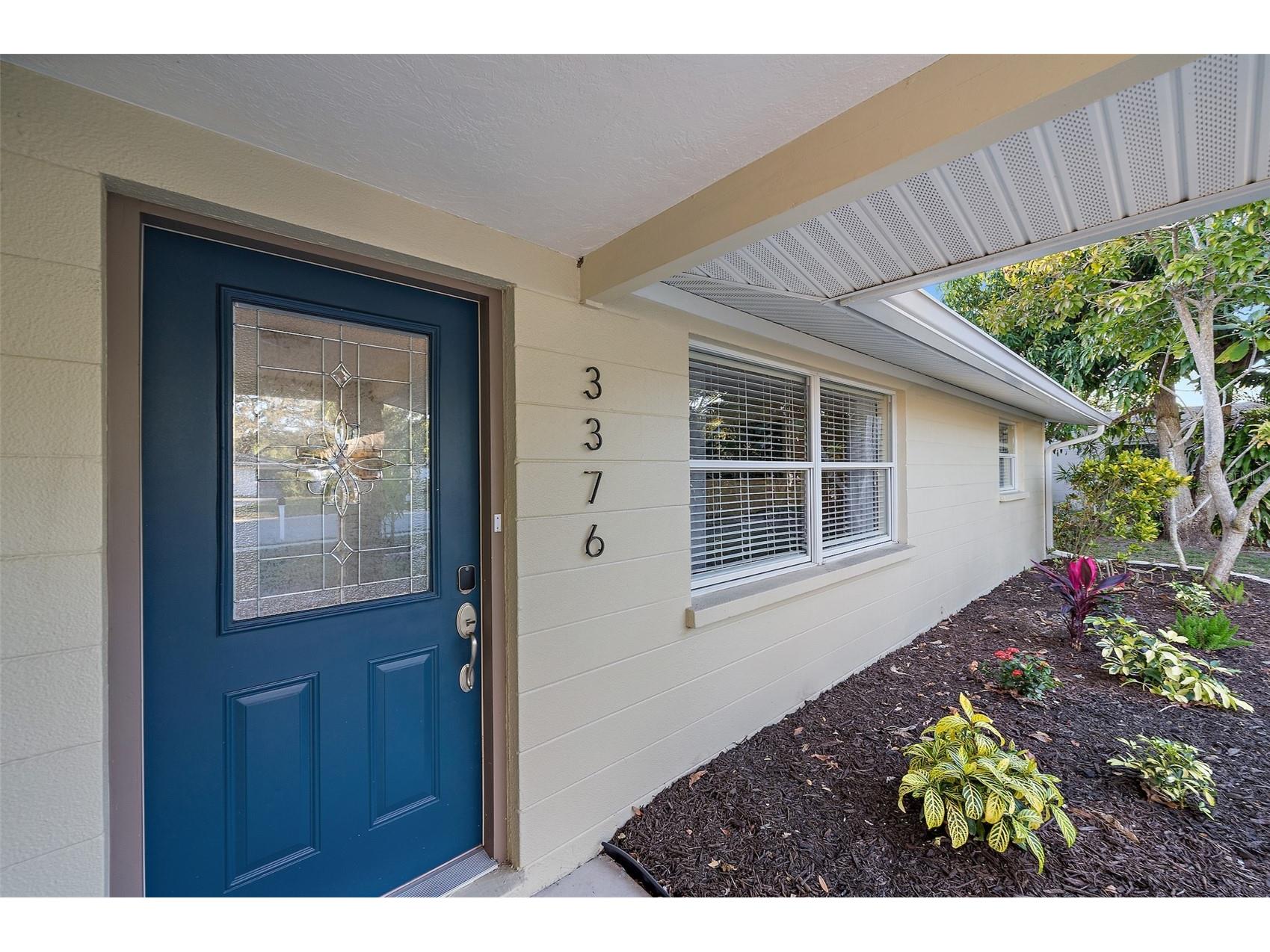 3376 7th Street Sarasota FL 34237 A4699328 image4