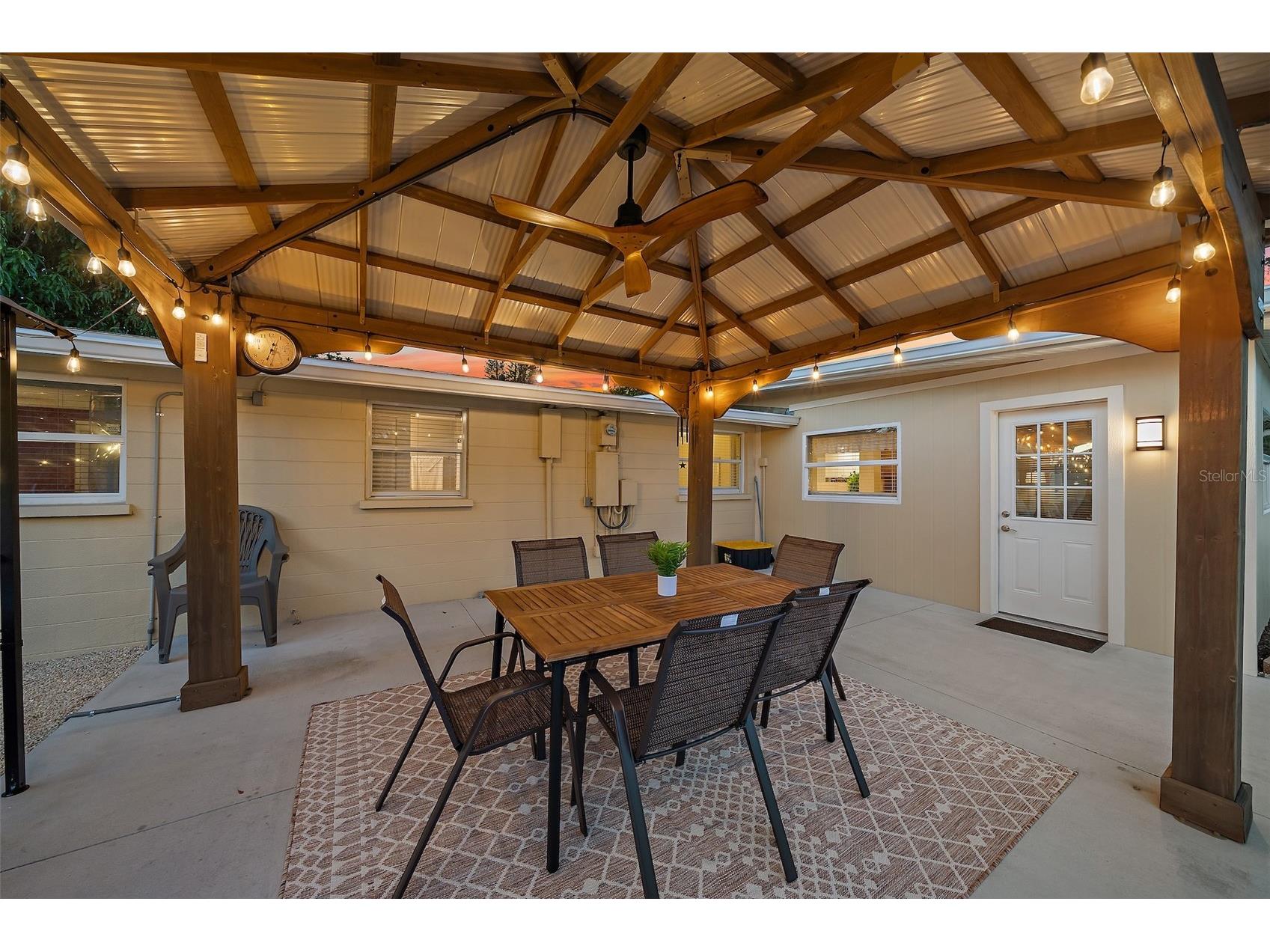 3376 7th Street Sarasota FL 34237 A4699328 image43