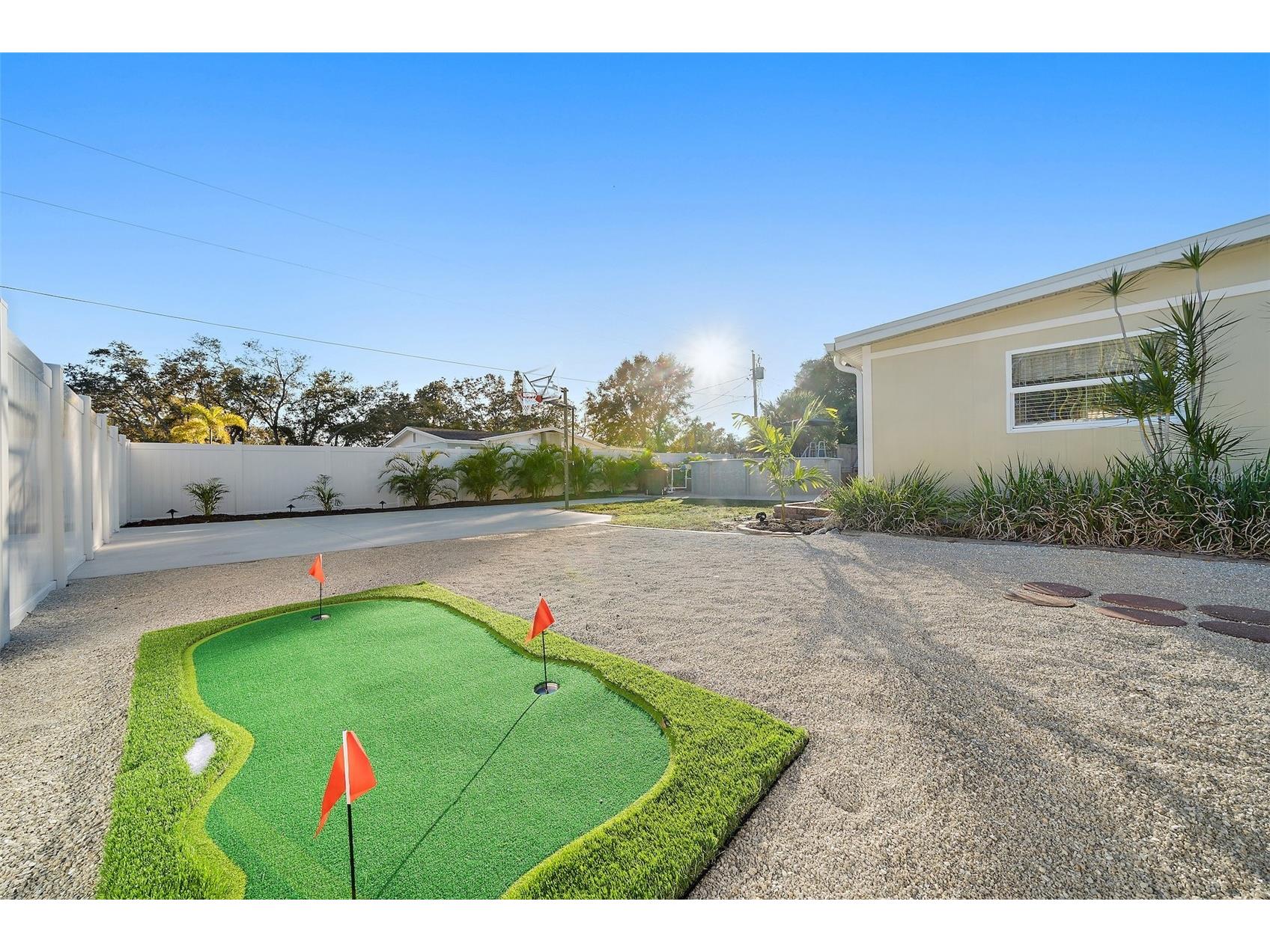3376 7th Street Sarasota FL 34237 A4699328 image46