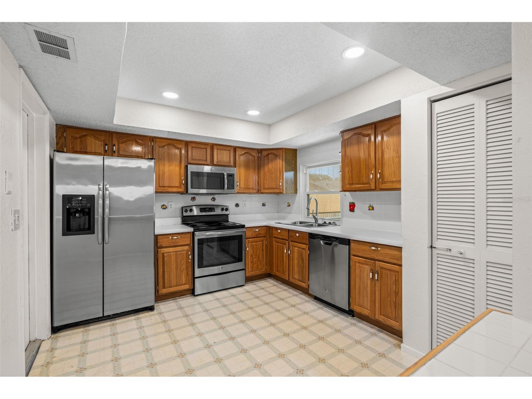 3376 Wind Chime Drive Clearwater FL 33761 TB8511912 image8