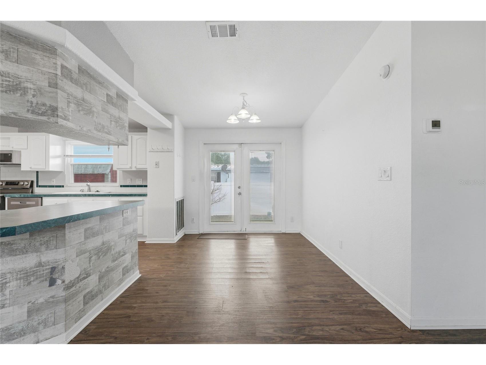 338 1st Avenue N Lake Wales FL 33859 - Crooked Lake L4963018 image17