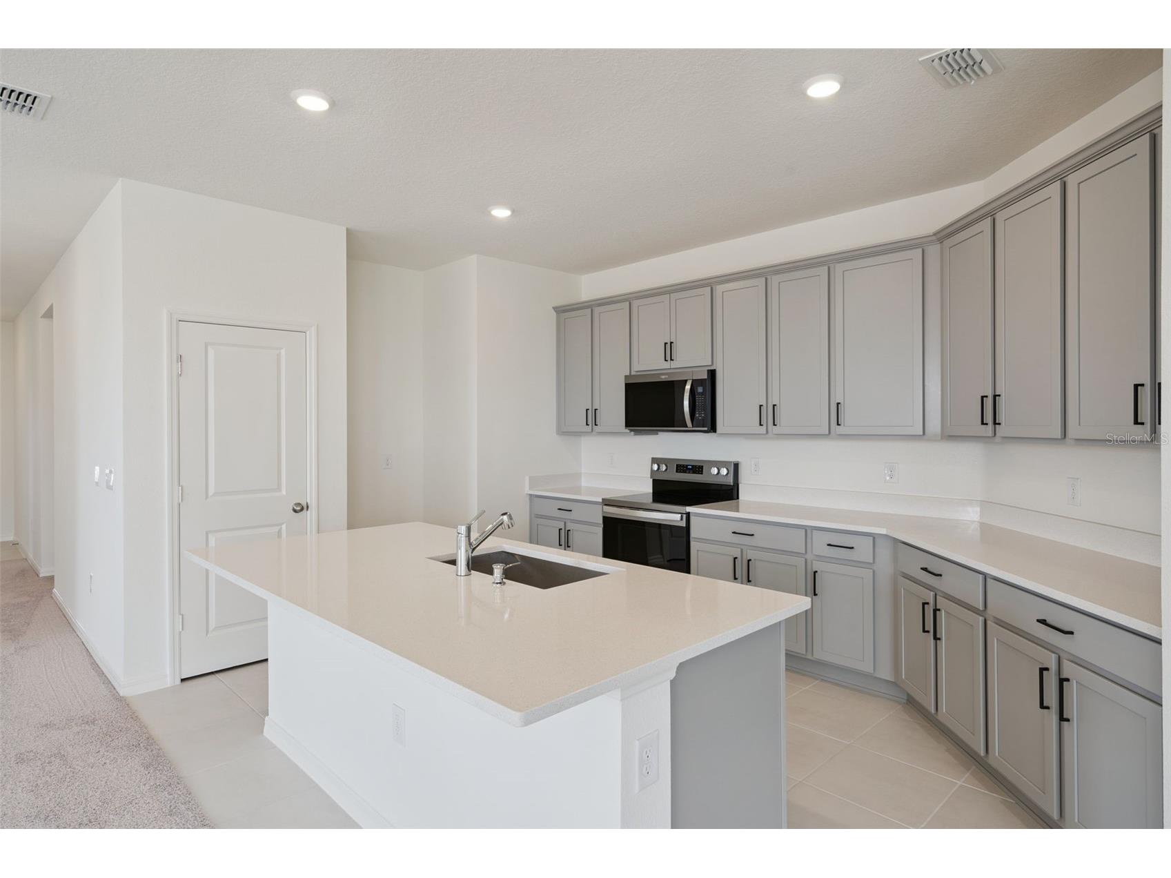 338 Ridgemark Avenue Groveland FL 34736 O6415525 image10
