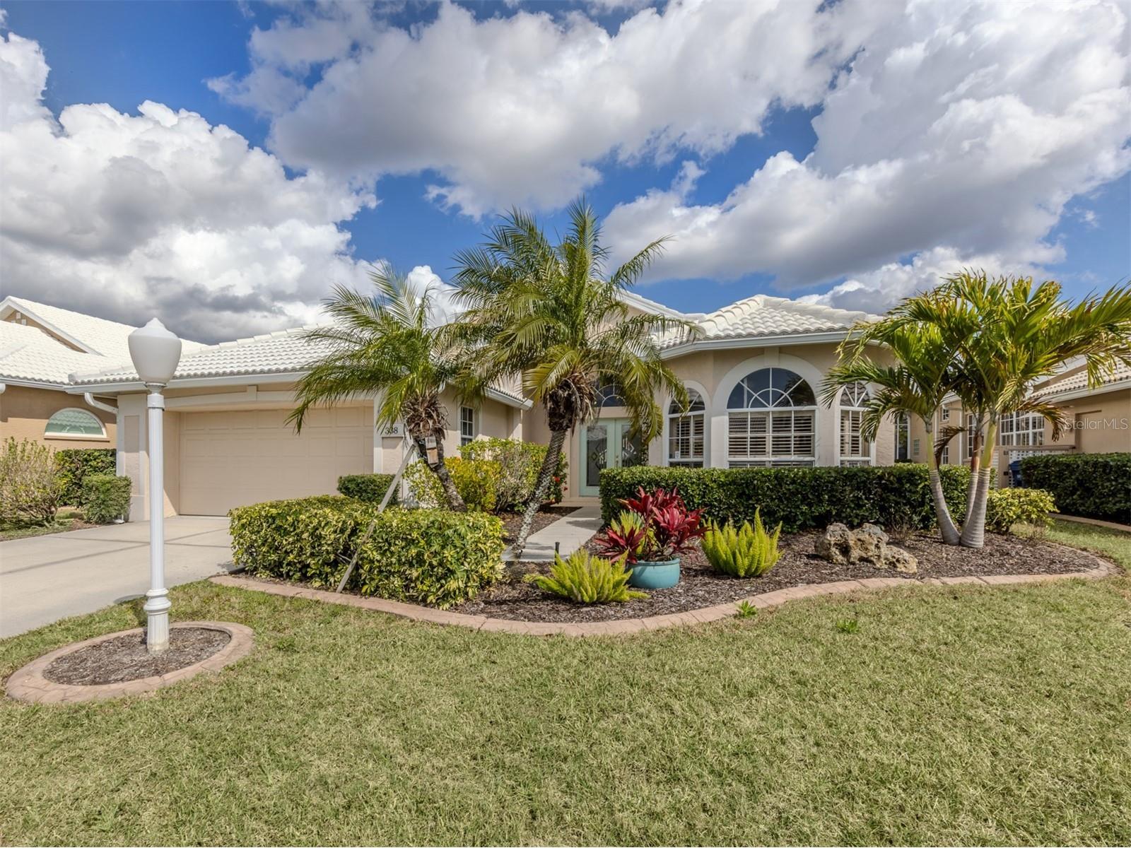 338 Saint George Court #11 Venice FL 34293 N6143317 image1