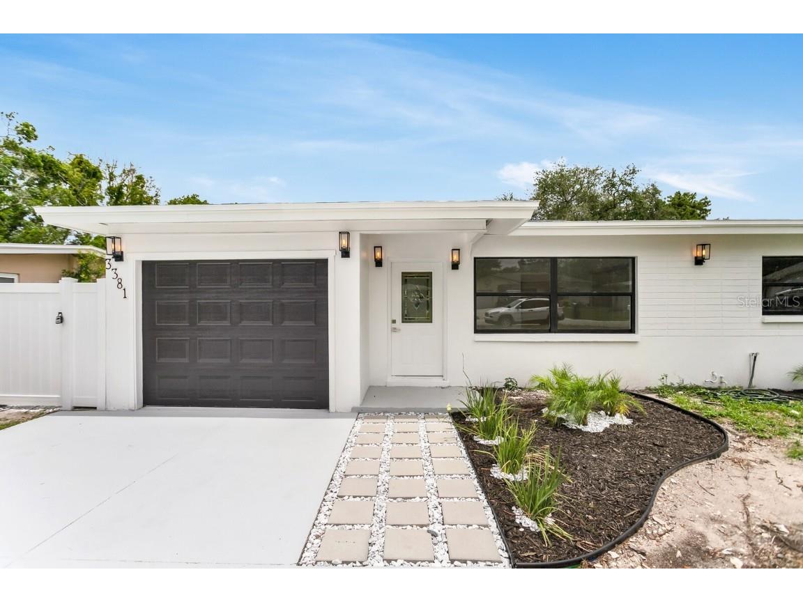 3381 19th Place SW Largo FL 33774 TB8398849 image1