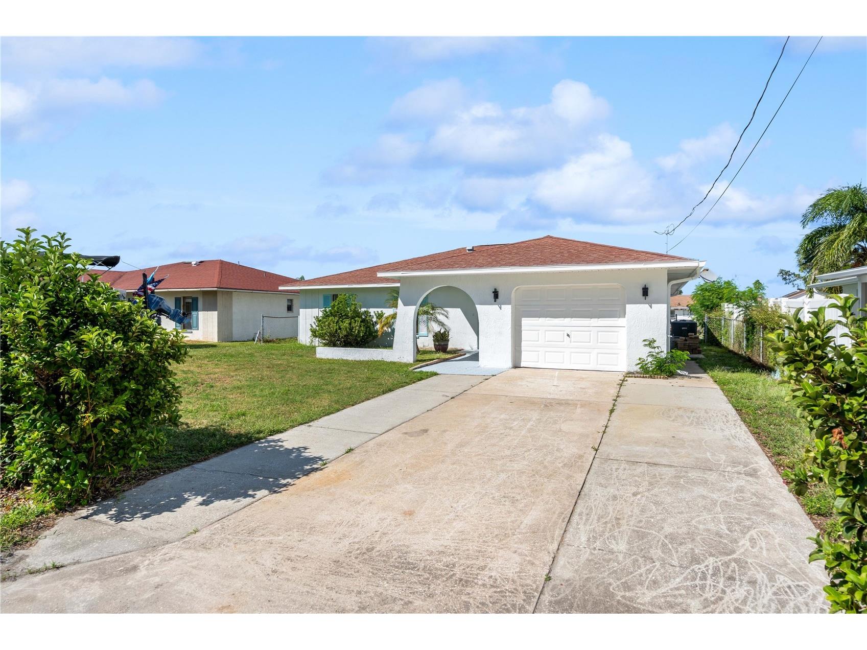 3381 Minnow Creek Drive Hernando Beach FL 34607 TB8439143 image1