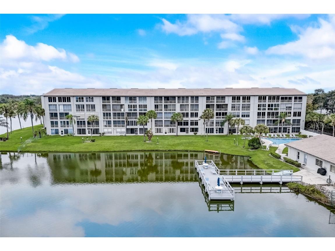 3382 Lake Bayshore Drive #P304 Bradenton FL 34205 A4595022 image1