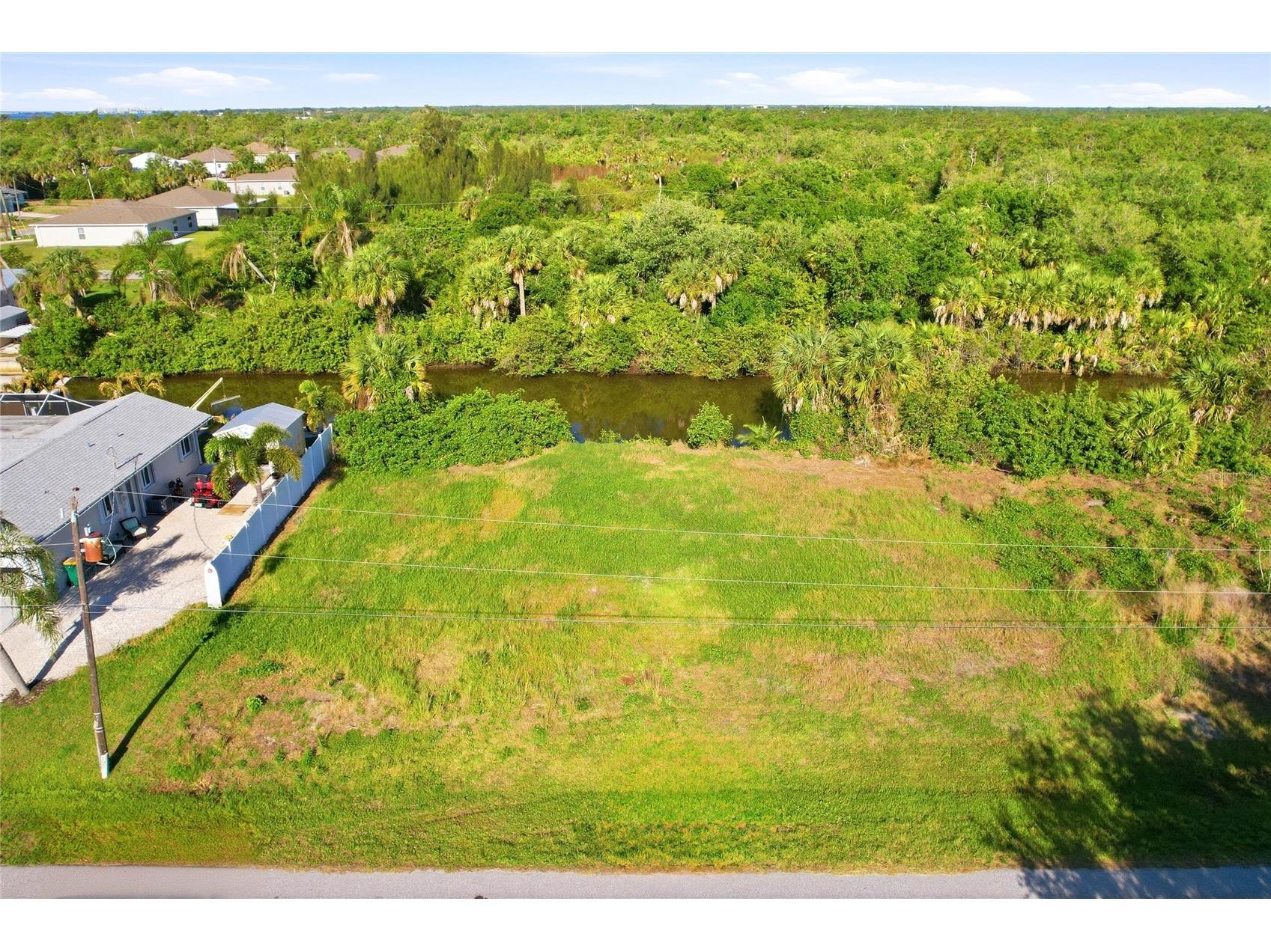 3383 Desoto Drive Punta Gorda FL 33983 - DESOTO CANAL TB8497978 image3