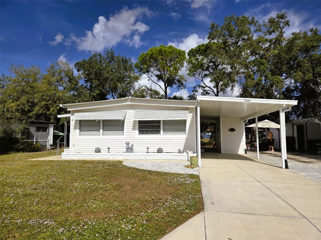 3383 Oakwood Boulevard N Sarasota FL 34237 A4673124 image1