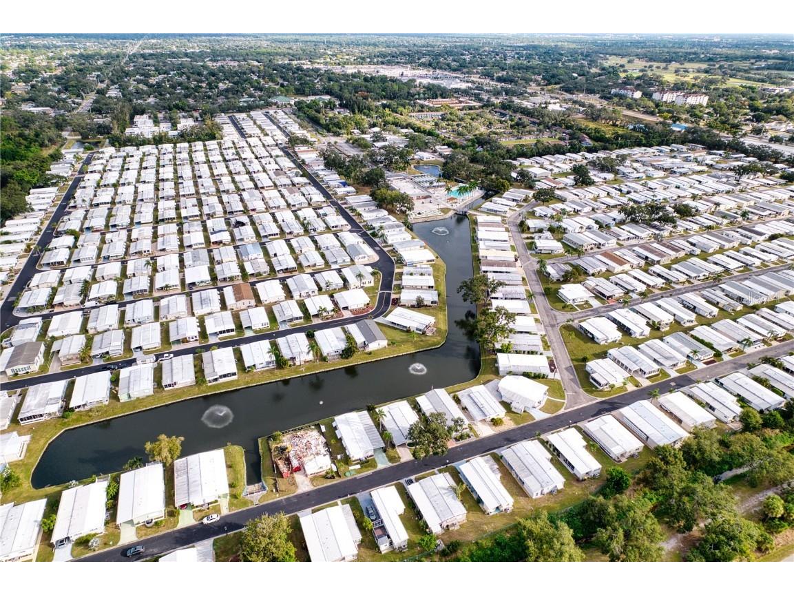 3383 Oakwood Boulevard N Sarasota FL 34237 A4673124 image50